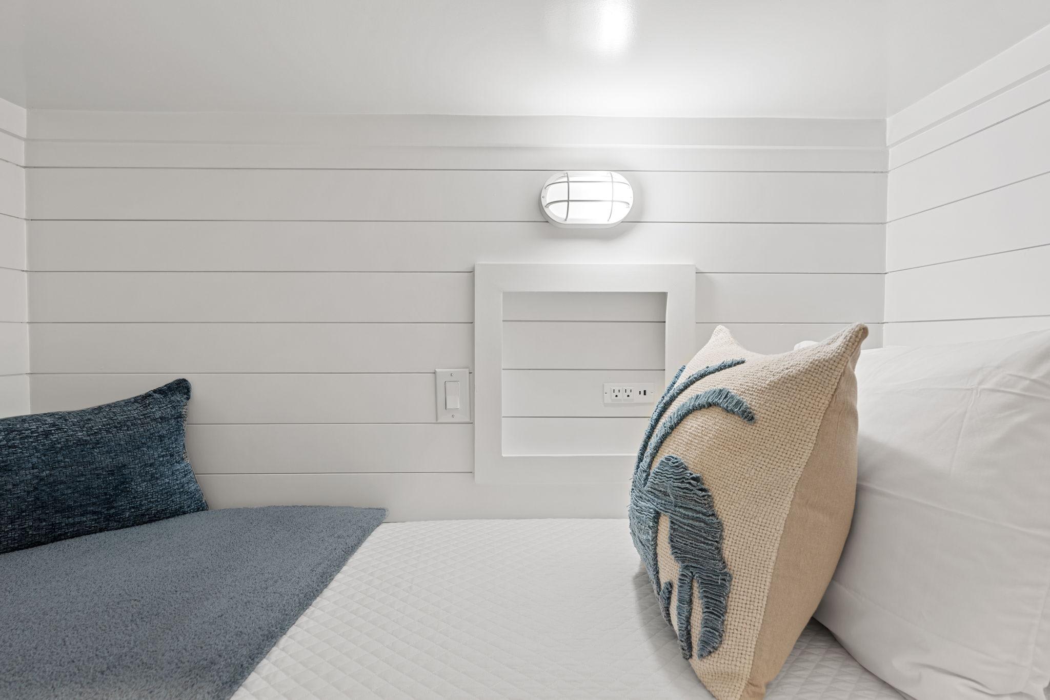 Hallway Bunks 1 Part 3