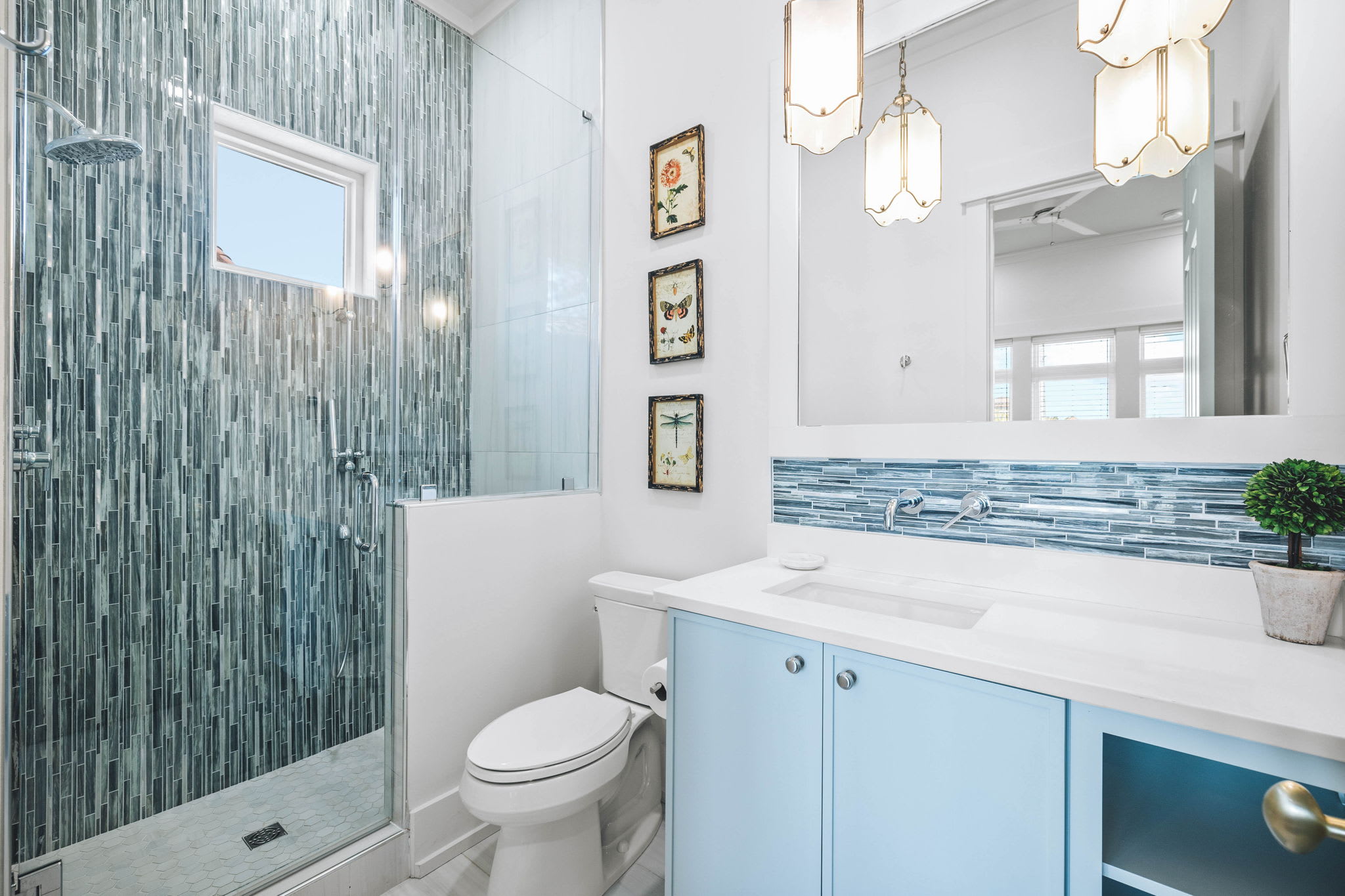 2nd Floor - King Guest En-Suite