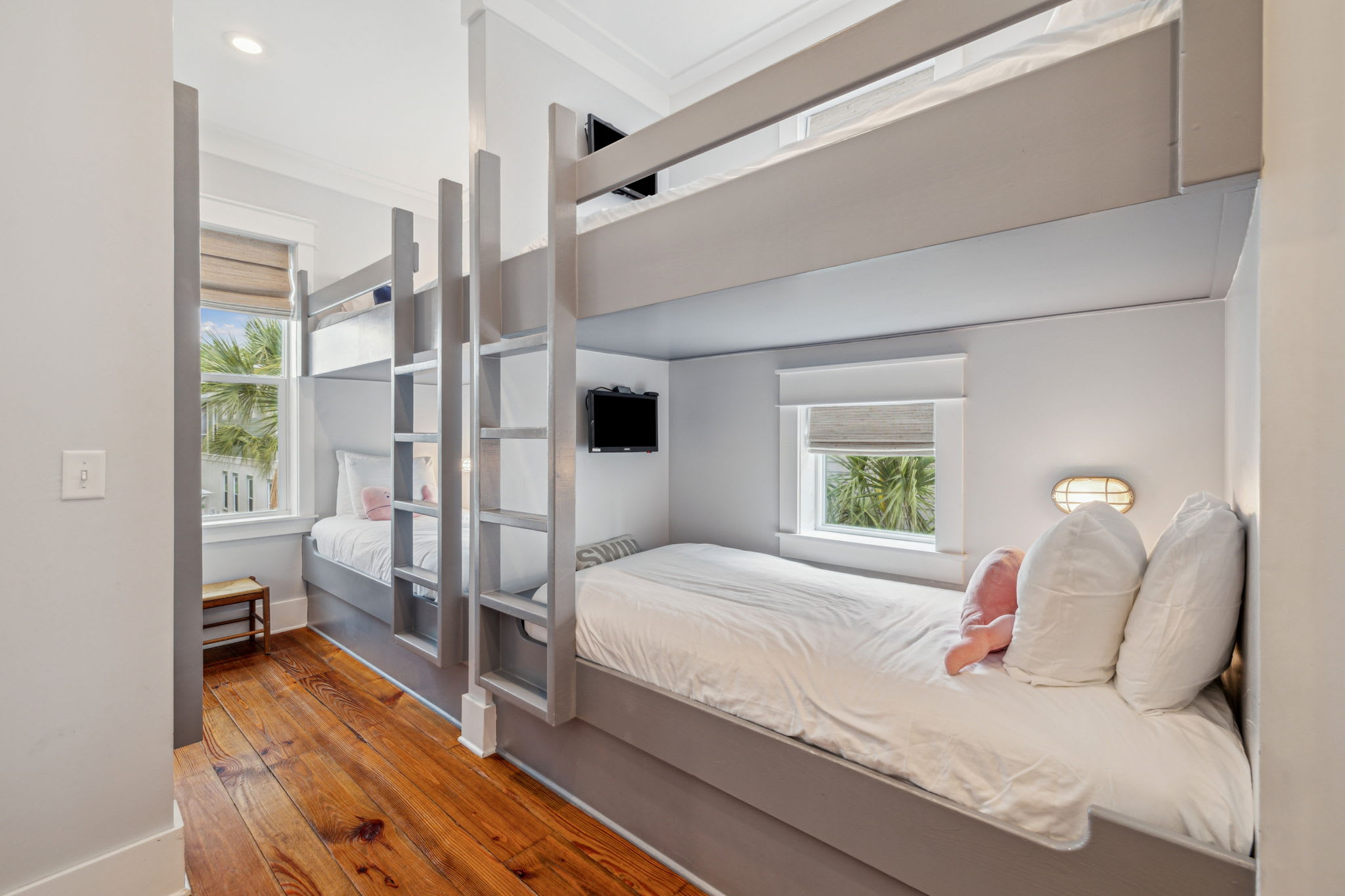 2nd Floor Bunk Room - 3 Twin over Twin Bunks