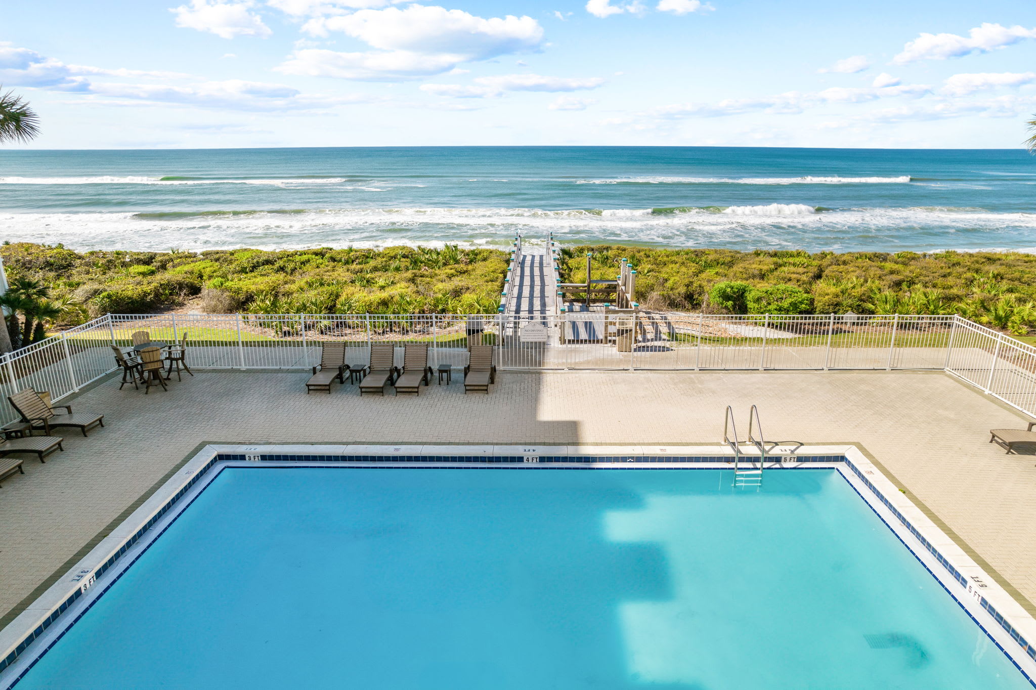 Seamless Beach Access - The Sand Awaits!