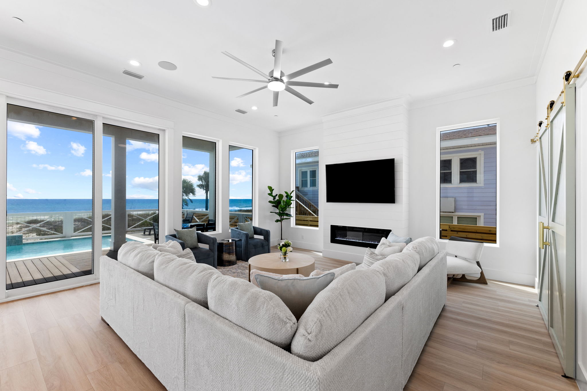 1st Floor  Living Room