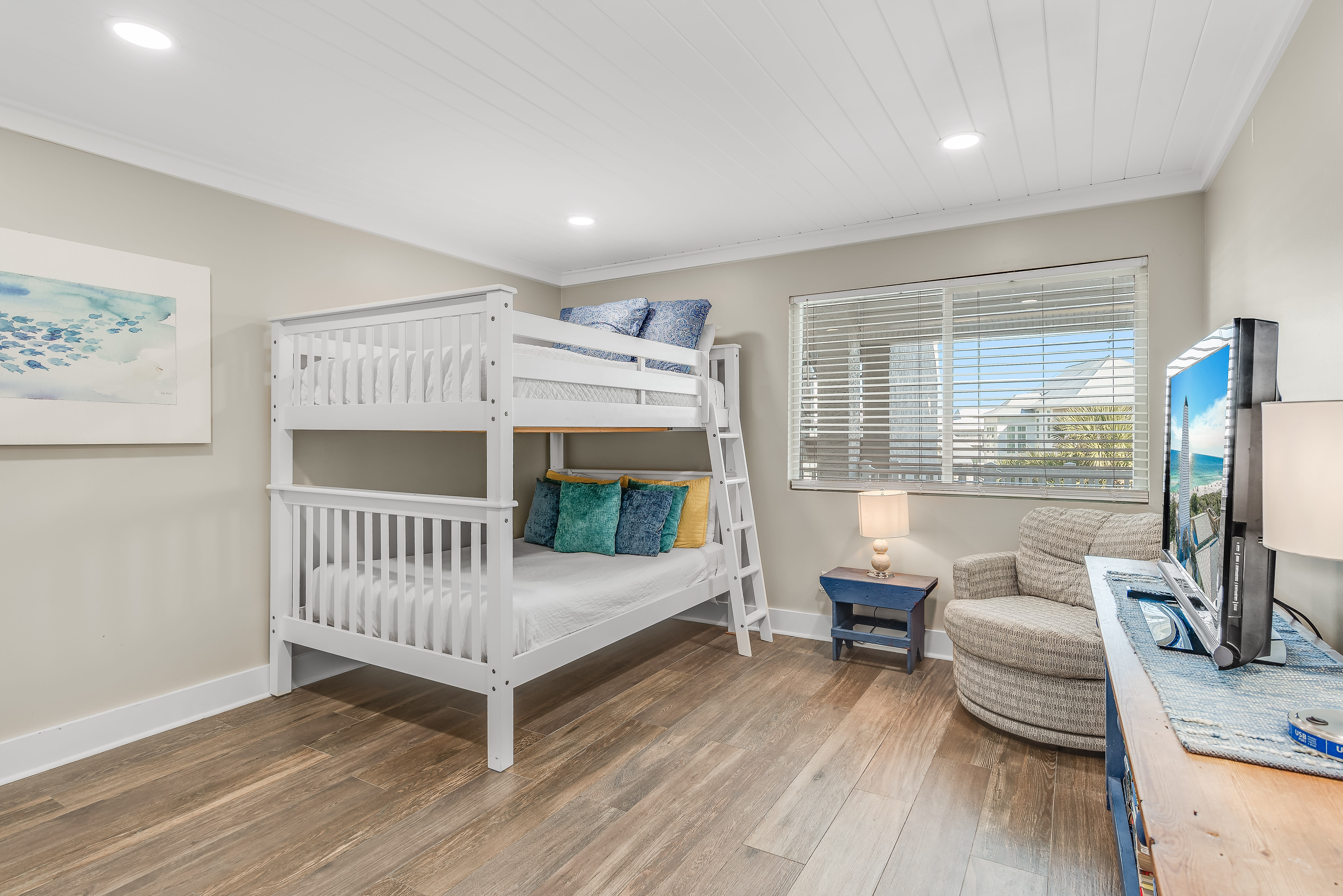 Bunk Room - Full over Full