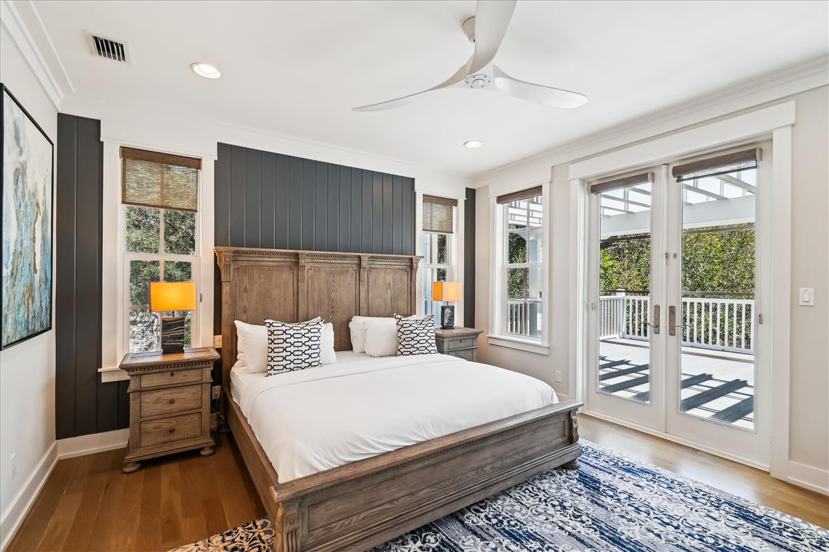 2nd Floor - Guest Suite - King Size Bed and Private Balcony