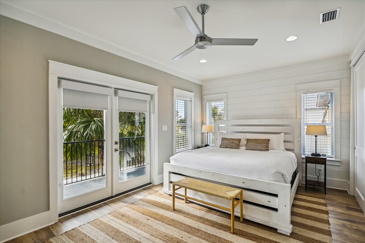 2nd Floor - King Guest Suite