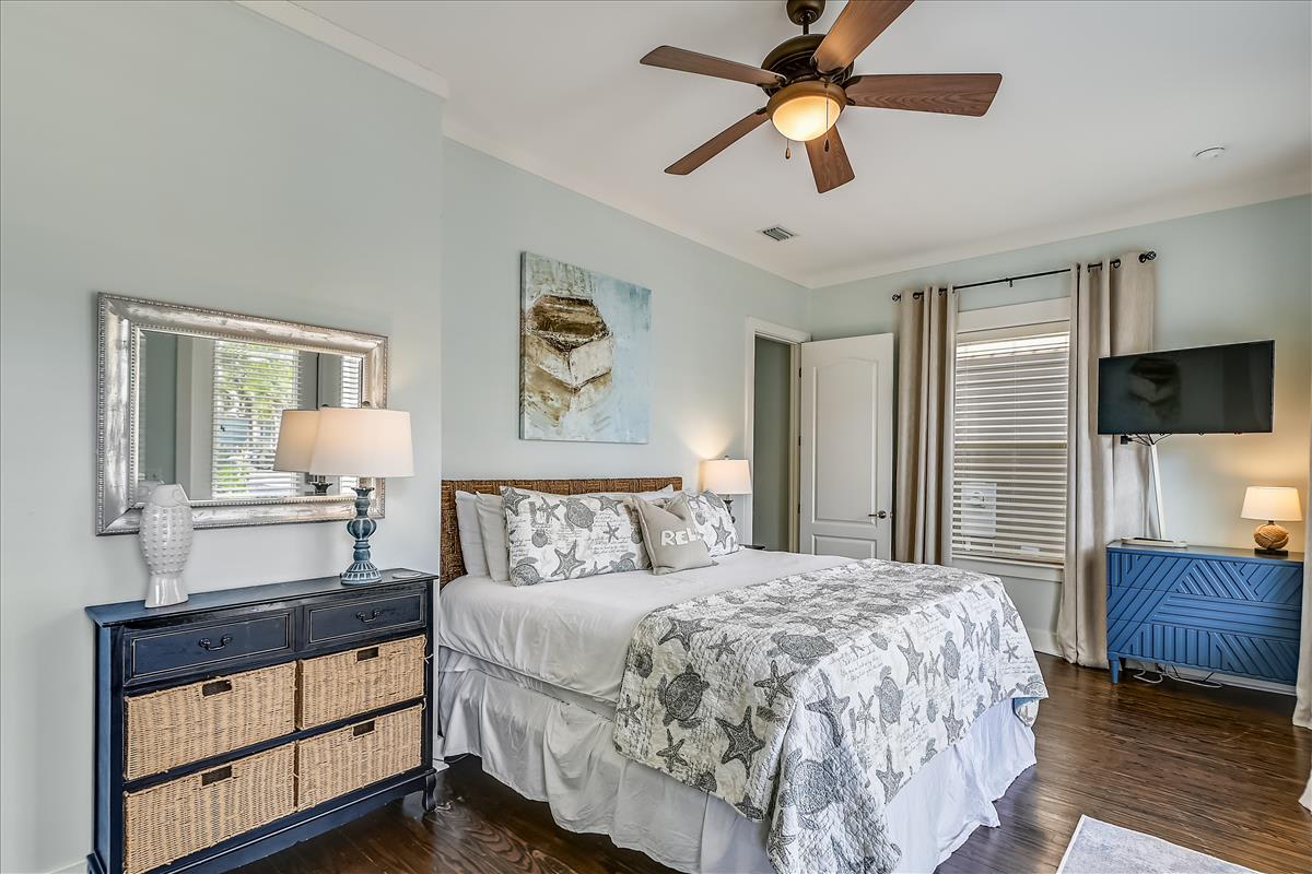 1st Floor Guest Bedroom - Furnished with a King Size Bed