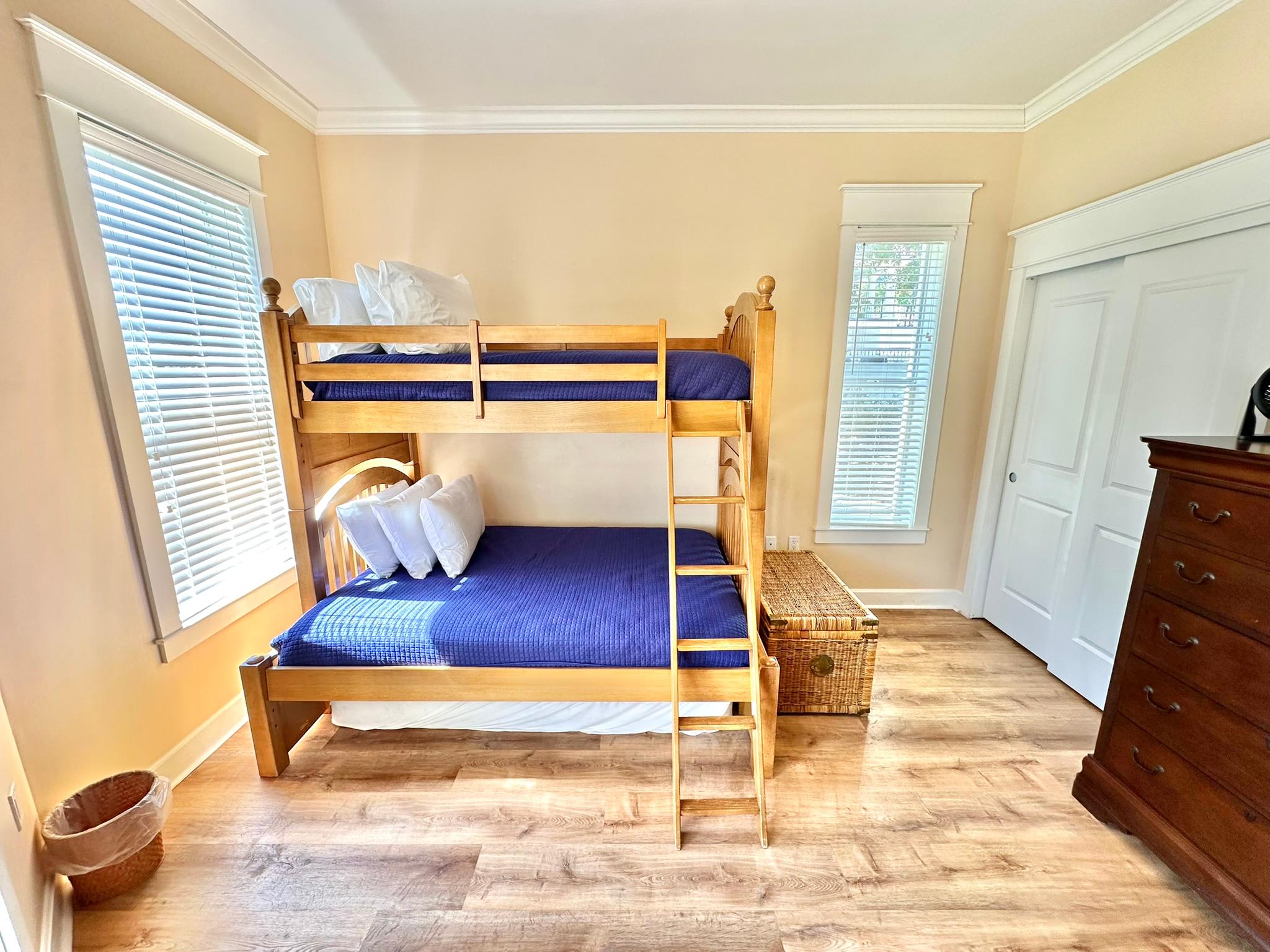 Guest Bedroom - Bunk