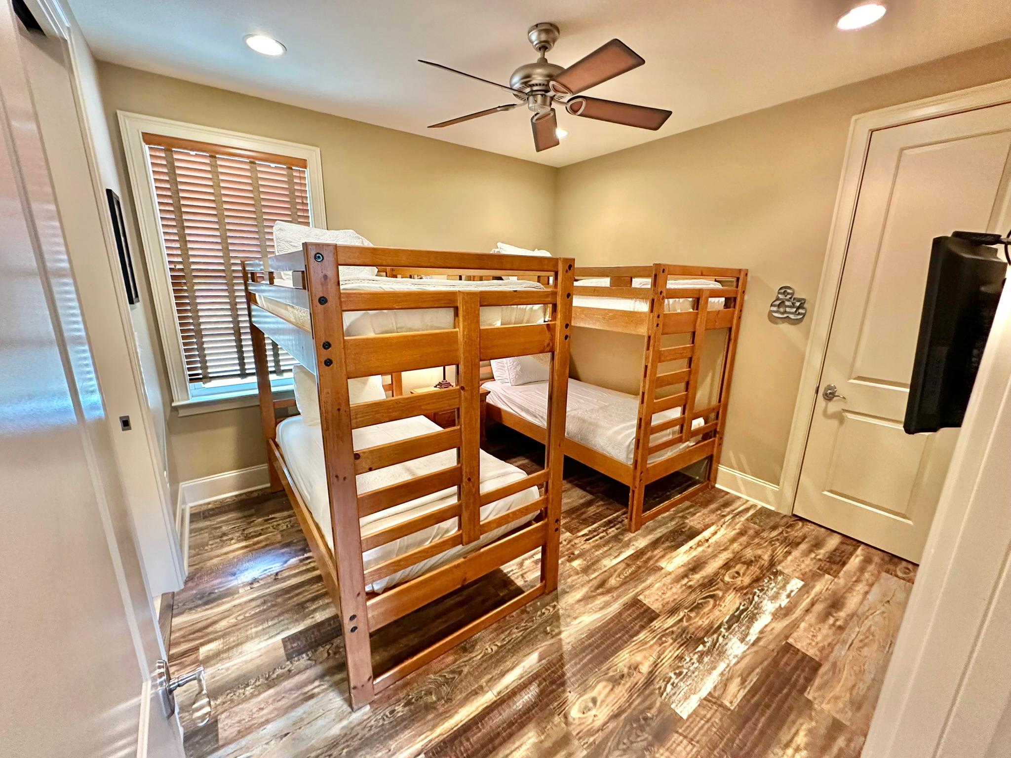 Guest Bedroom - Bunks