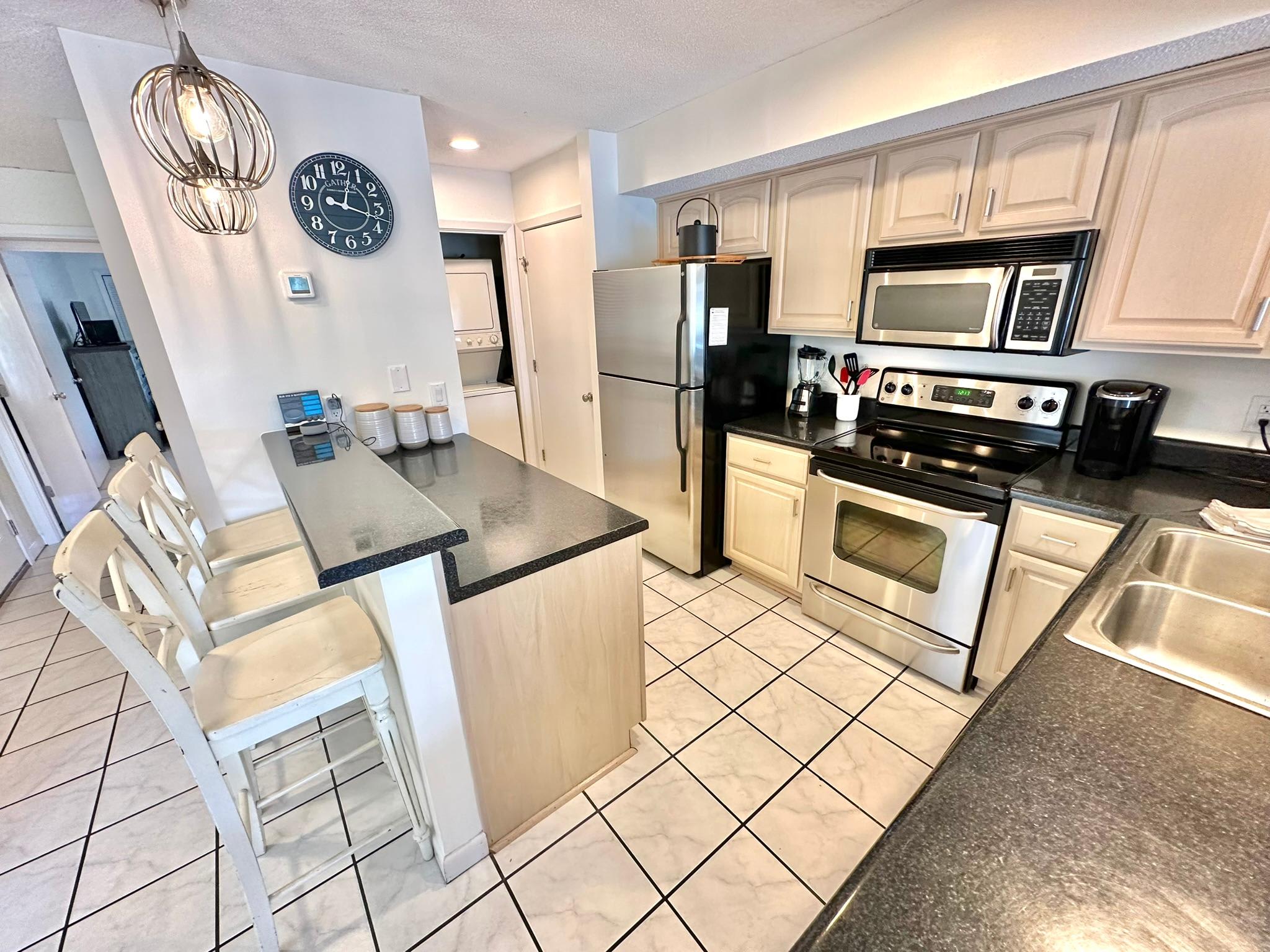 Fully Stocked Kitchen