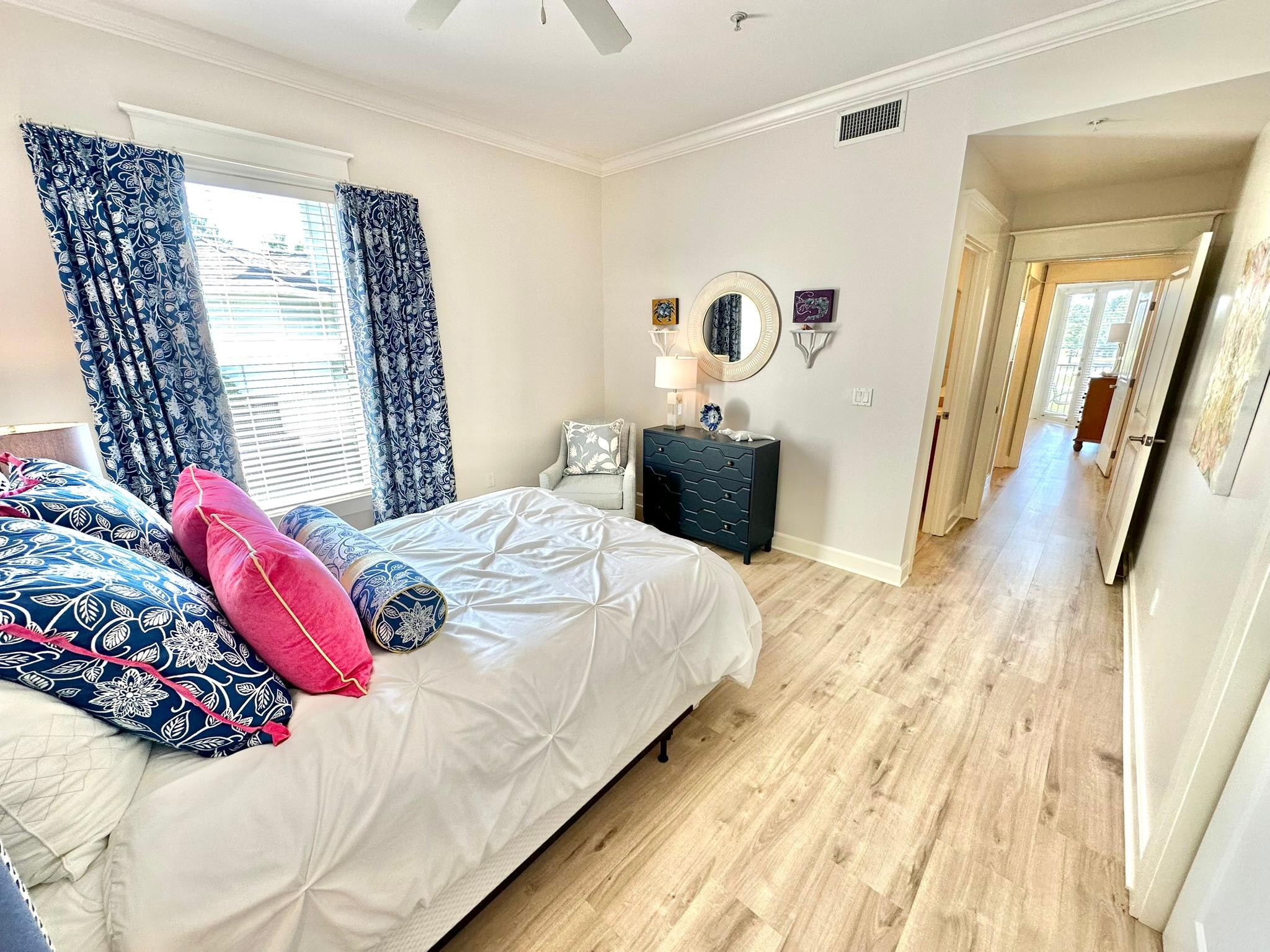 Guest Bedroom - Queen