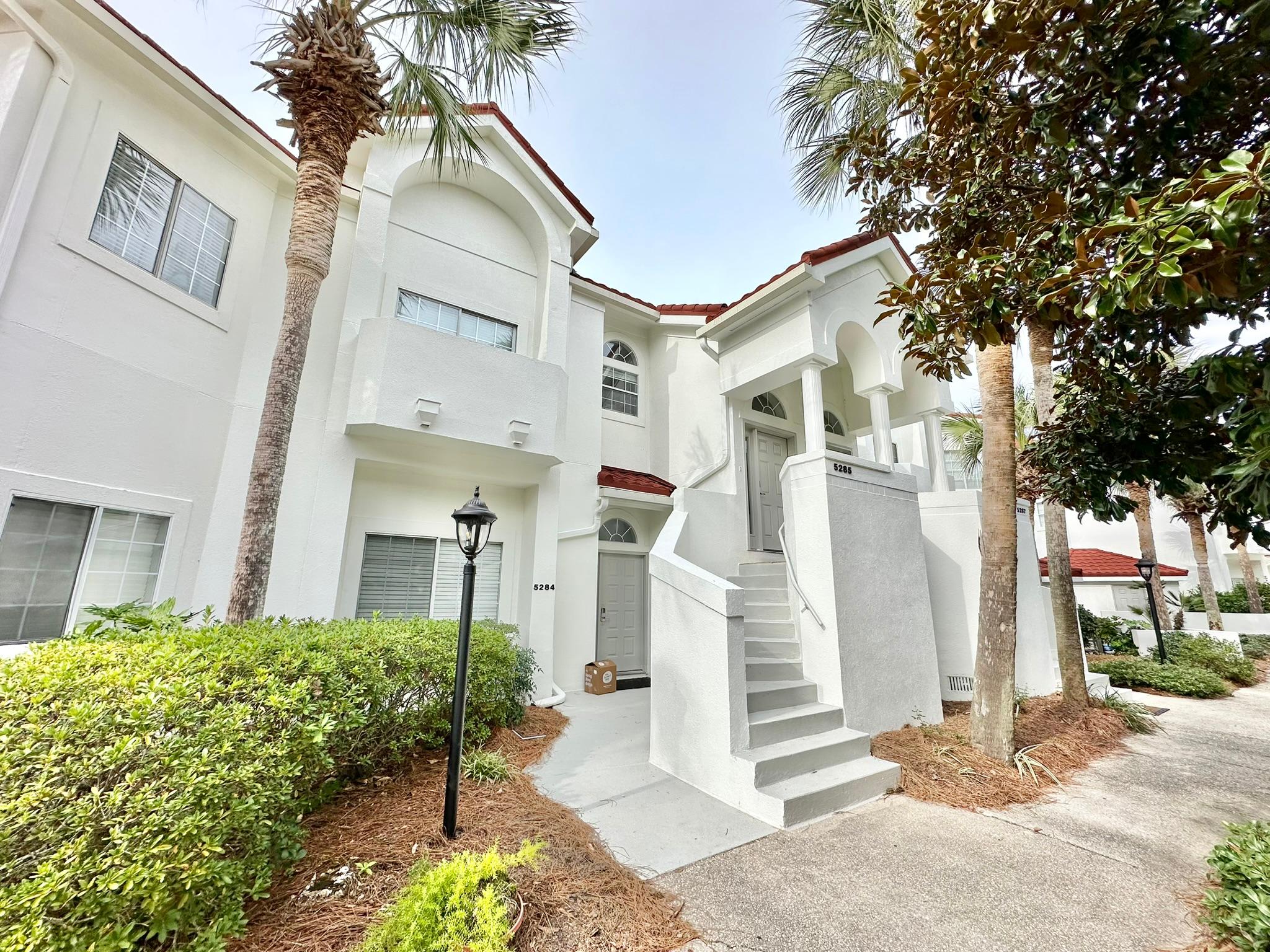 5285 Tivoli By The Sea