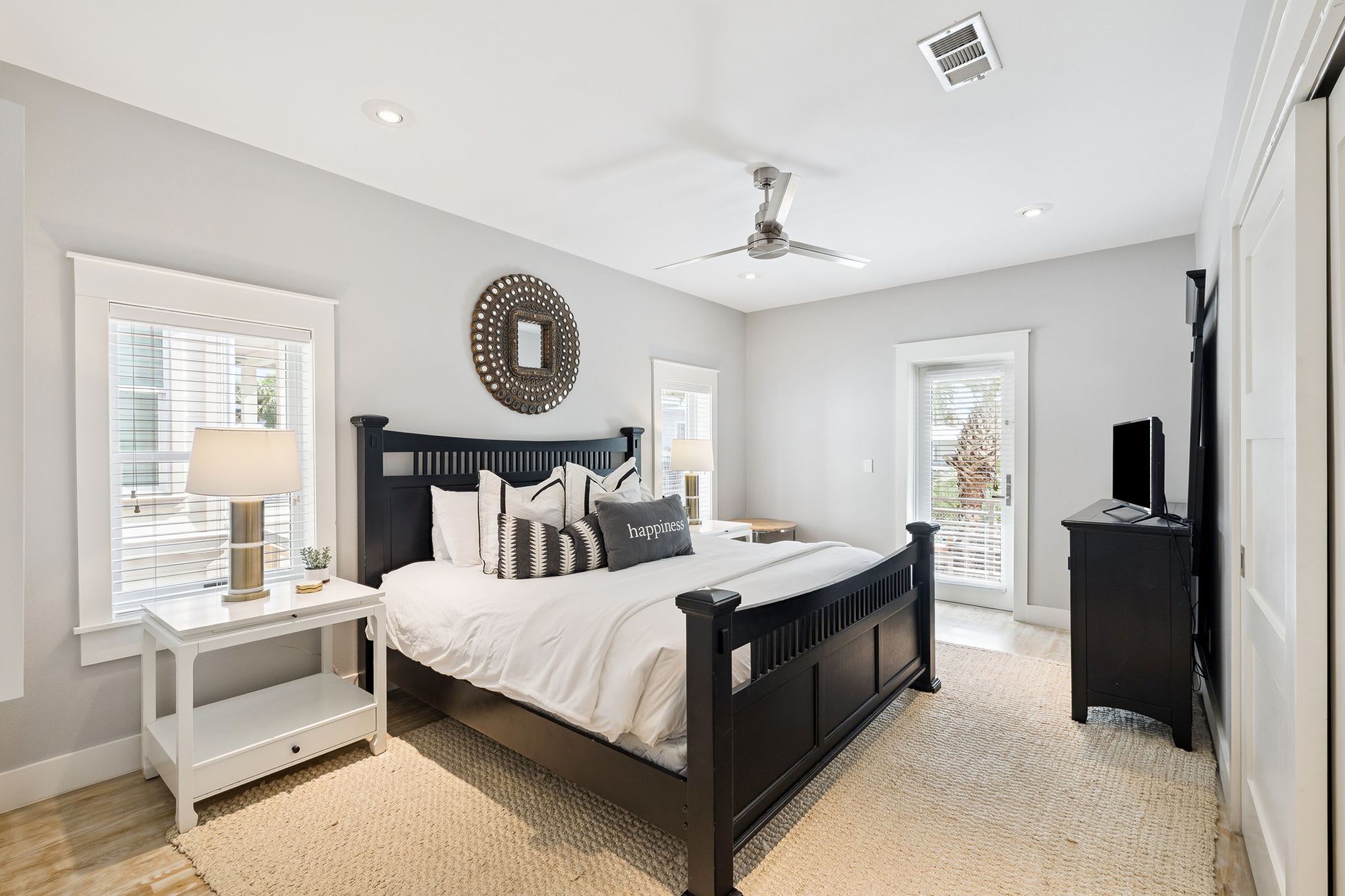 2nd Floor - King Guest Suite