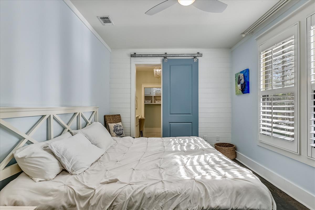 1st Floor Primary Suite