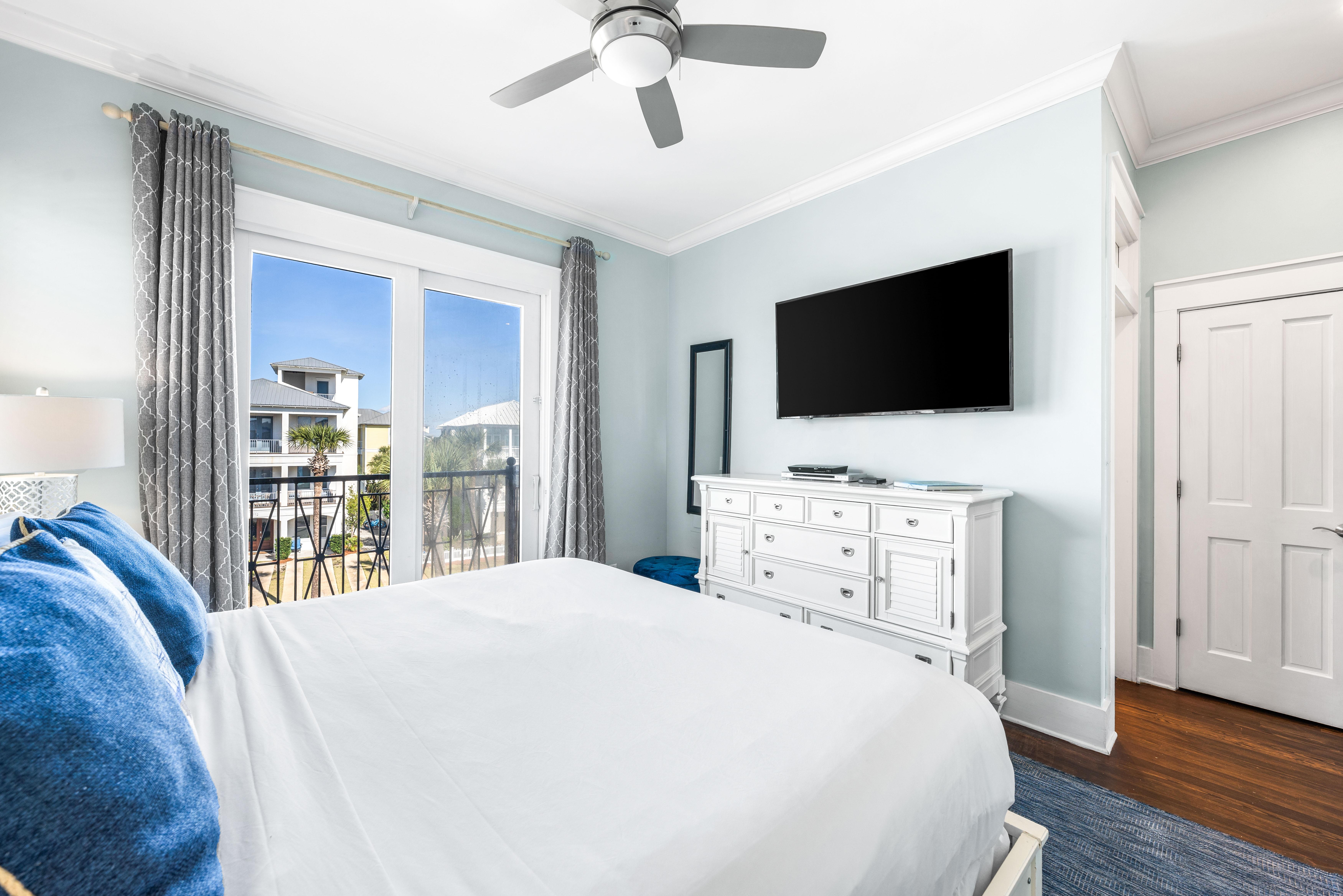 Third Floor King ensuite Bedroom