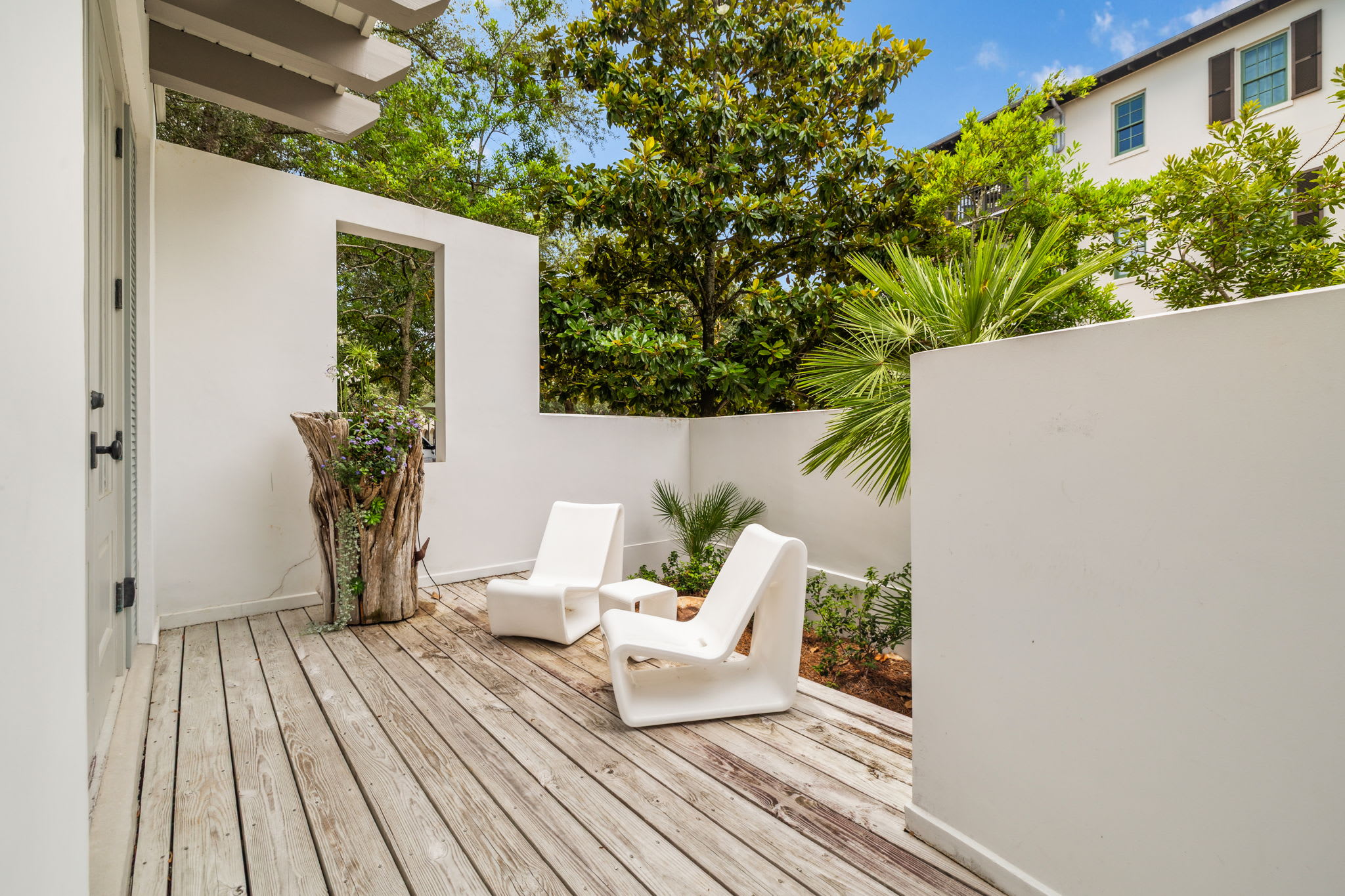 Escape to the Private Patio Off the Primary King Suite!