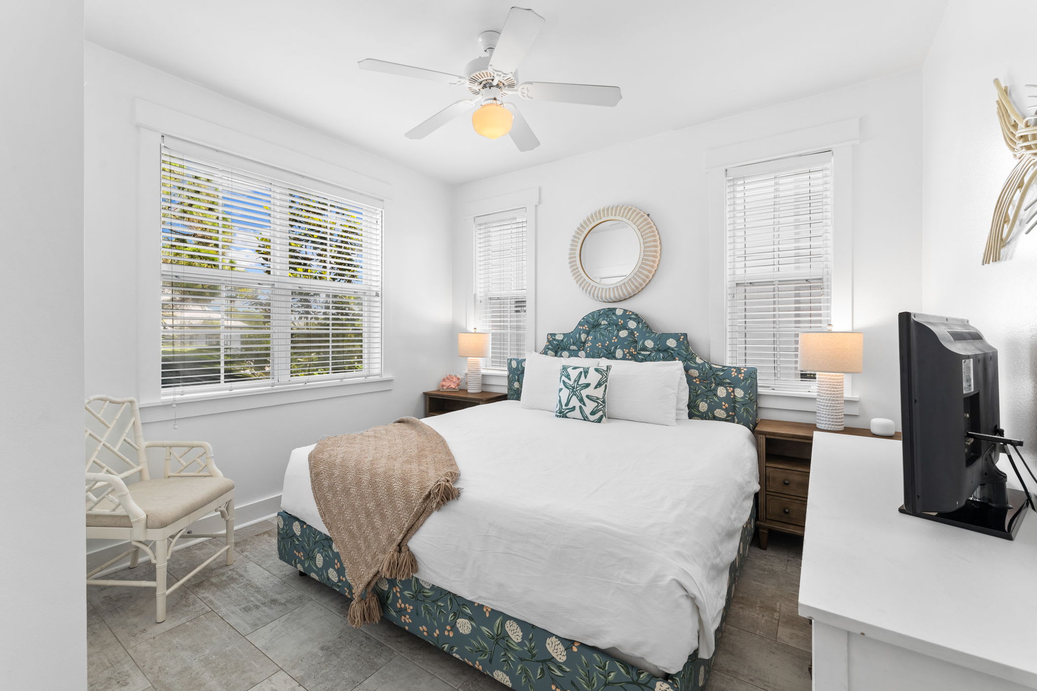 2nd Floor Guest Room - King Size Bed