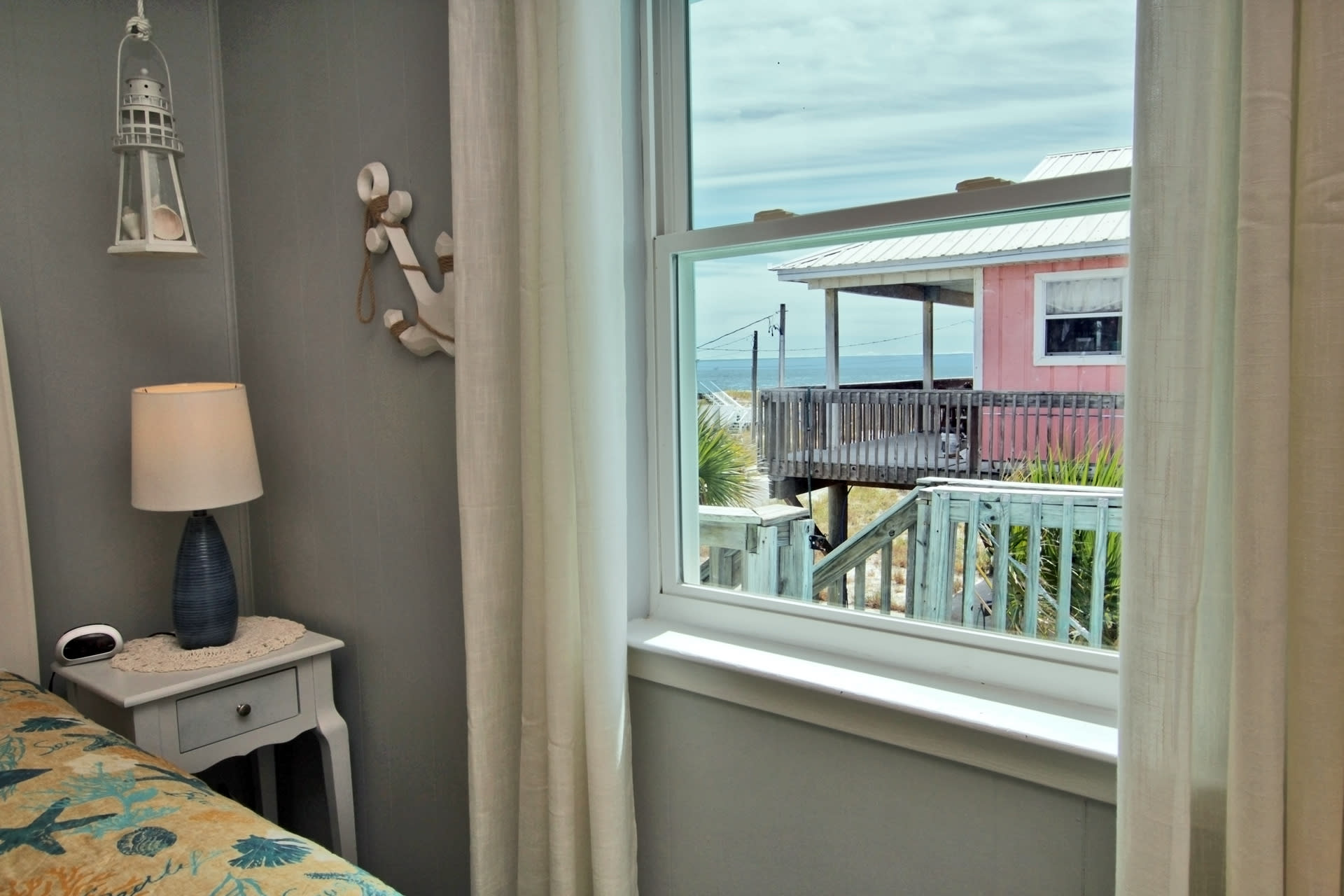 8 Guest Bedroom 1 (3)