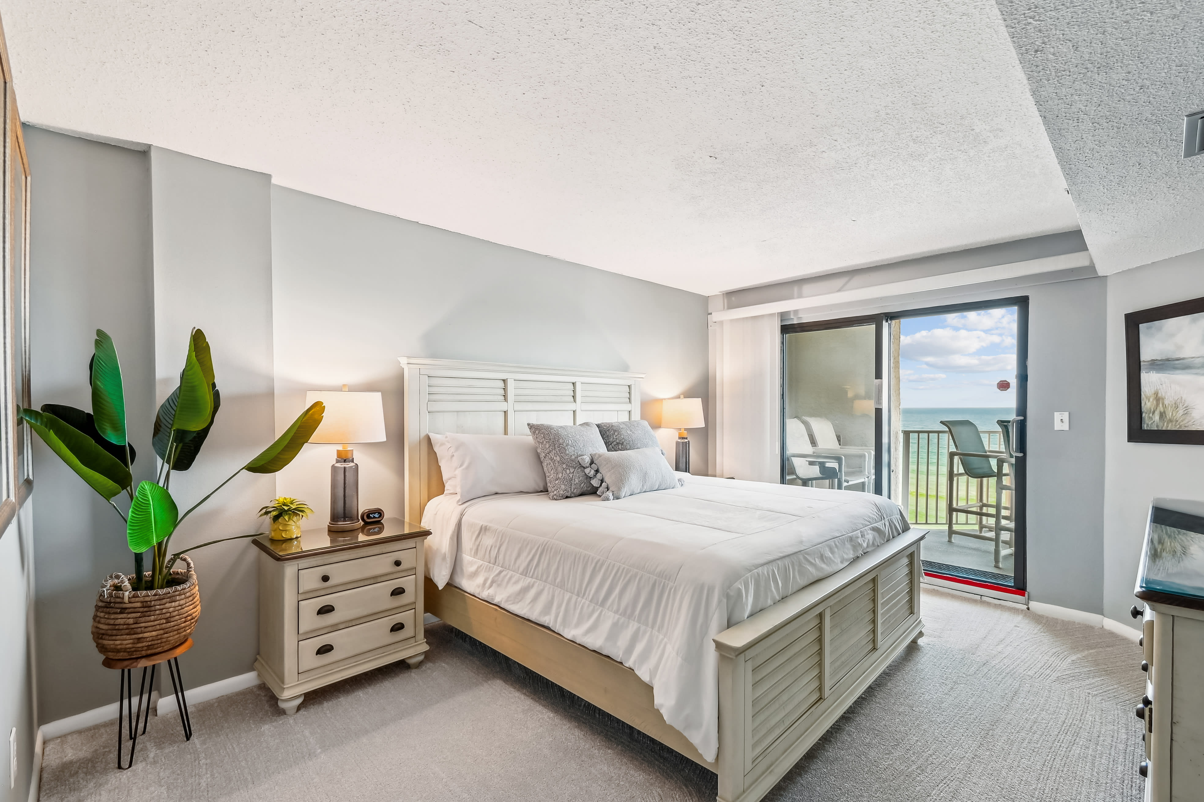 interiors-bedroom-dsc5415