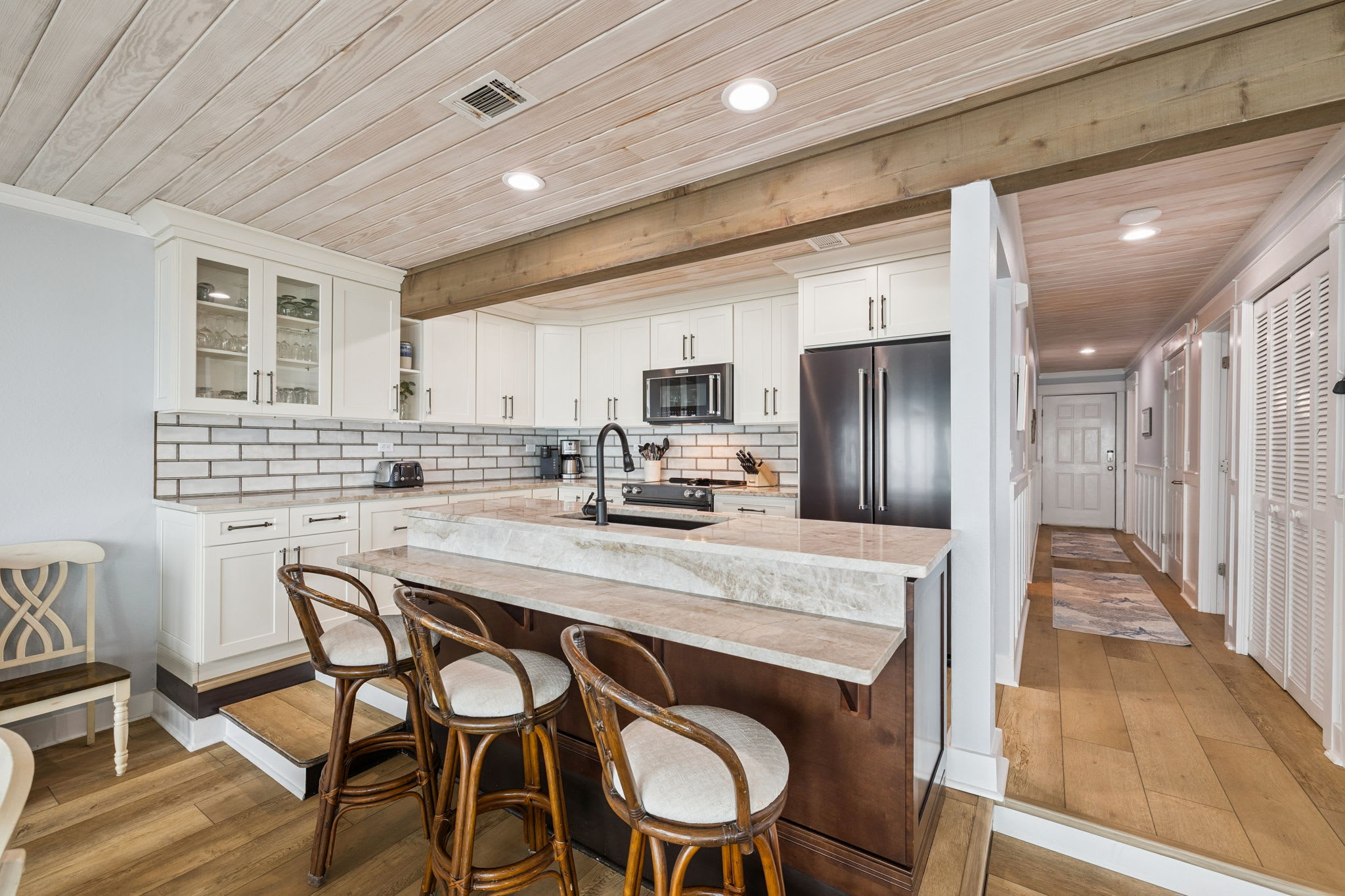 Fully Equipped Chef's Kitchen