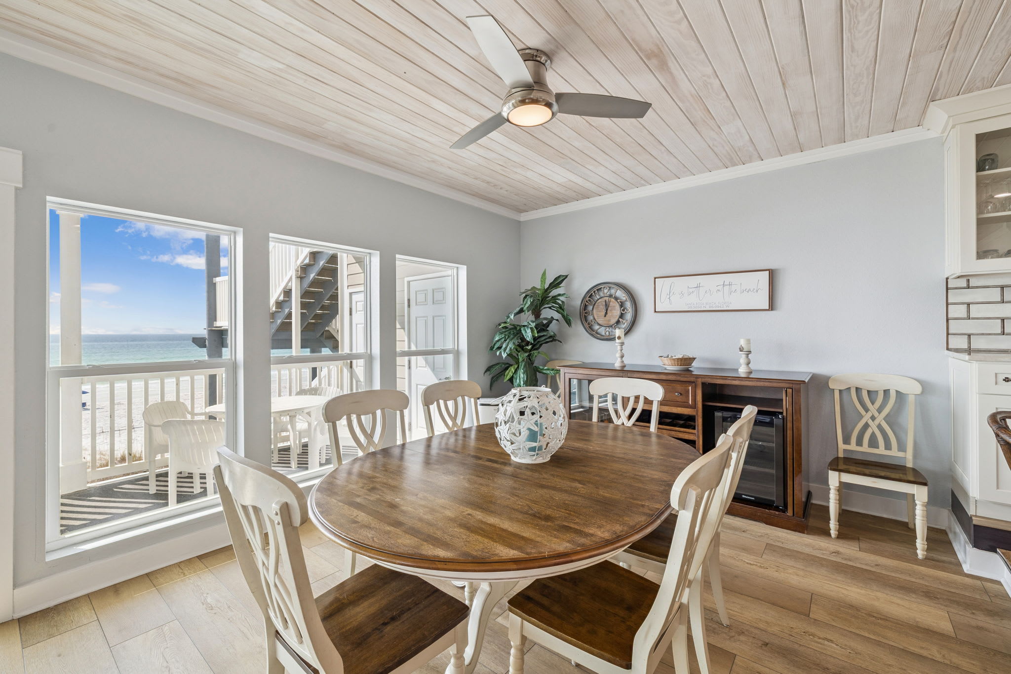 Dining Area - Seating for 6 + Wine Fridge