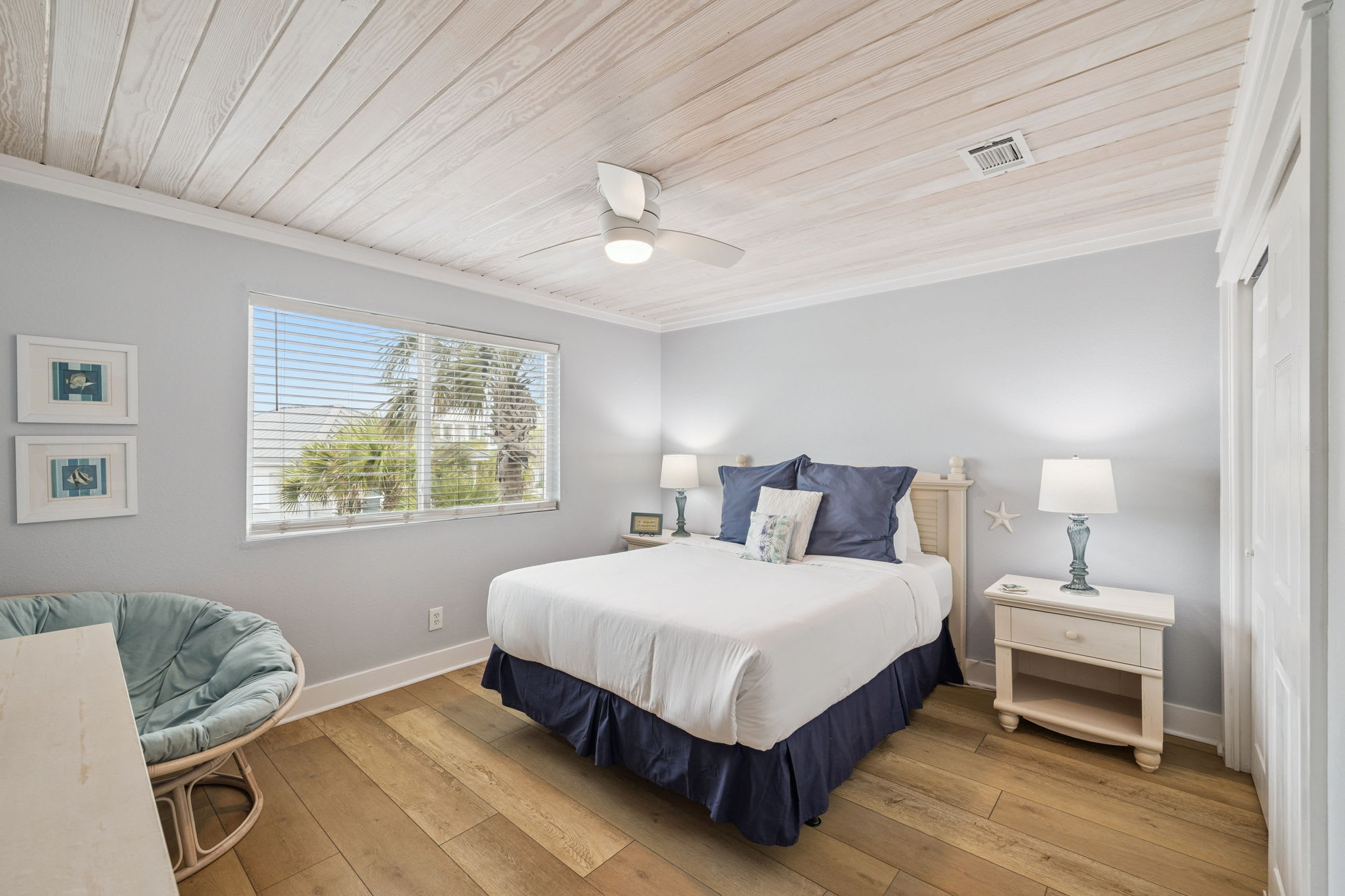 Queen Guest Suite - Sleeps 2