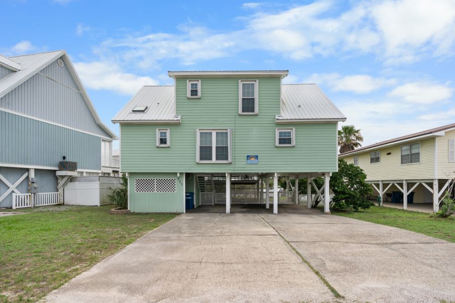 32 SUNSET EXTERIOR STREET