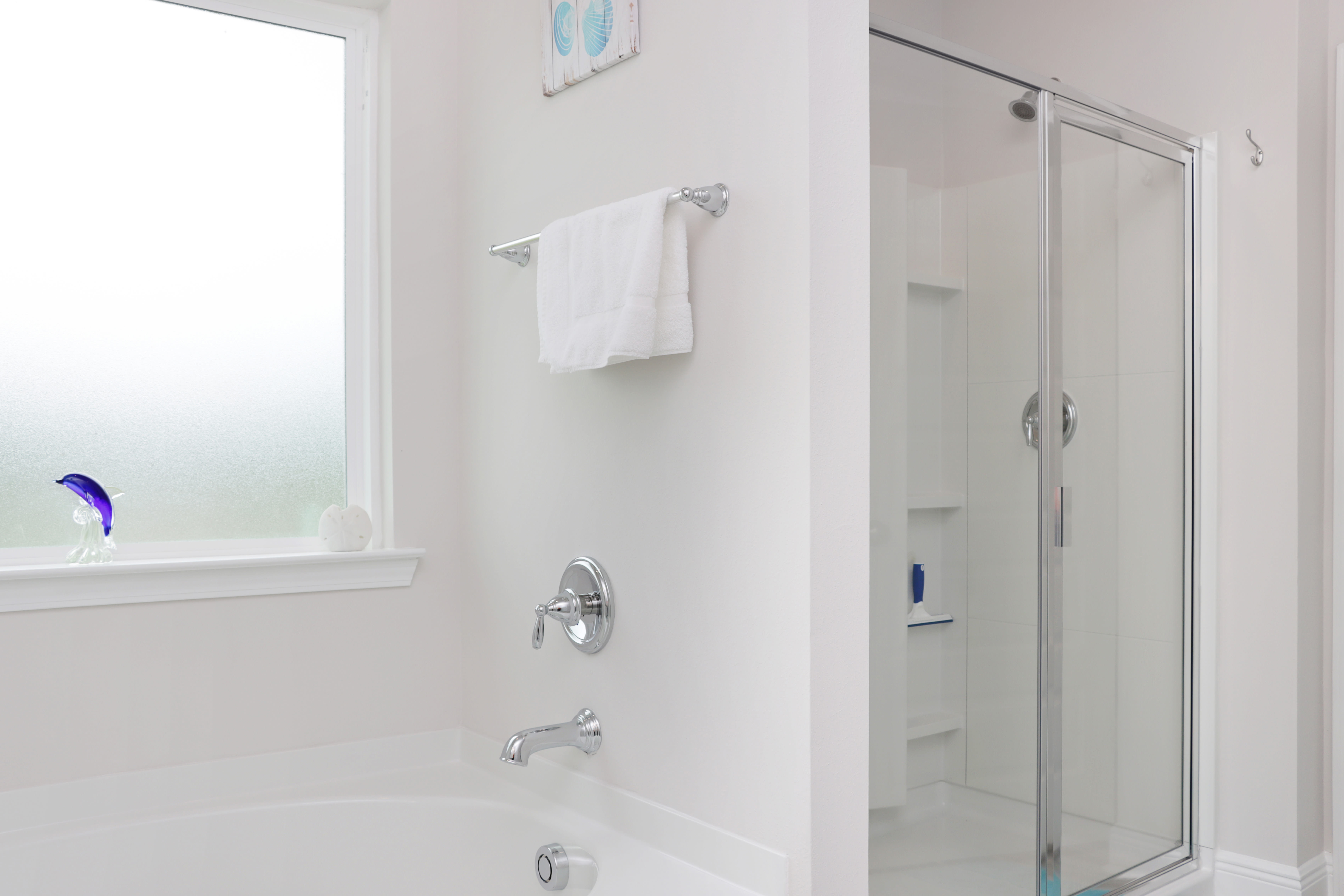 Bedroom 4 - Master Bath Shower and Tub