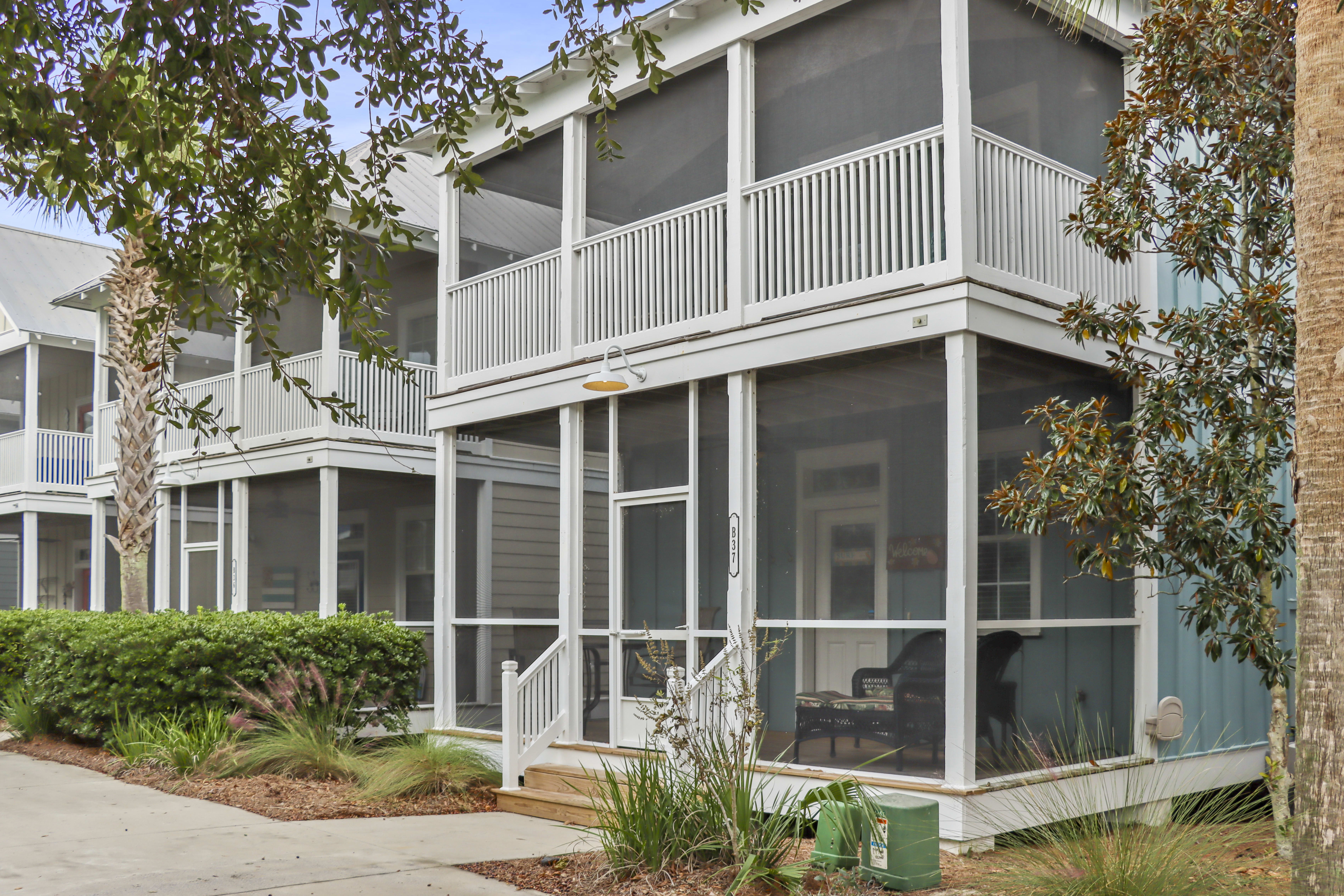 Welcome to Barefoot Cottage B37 - The B's Knees