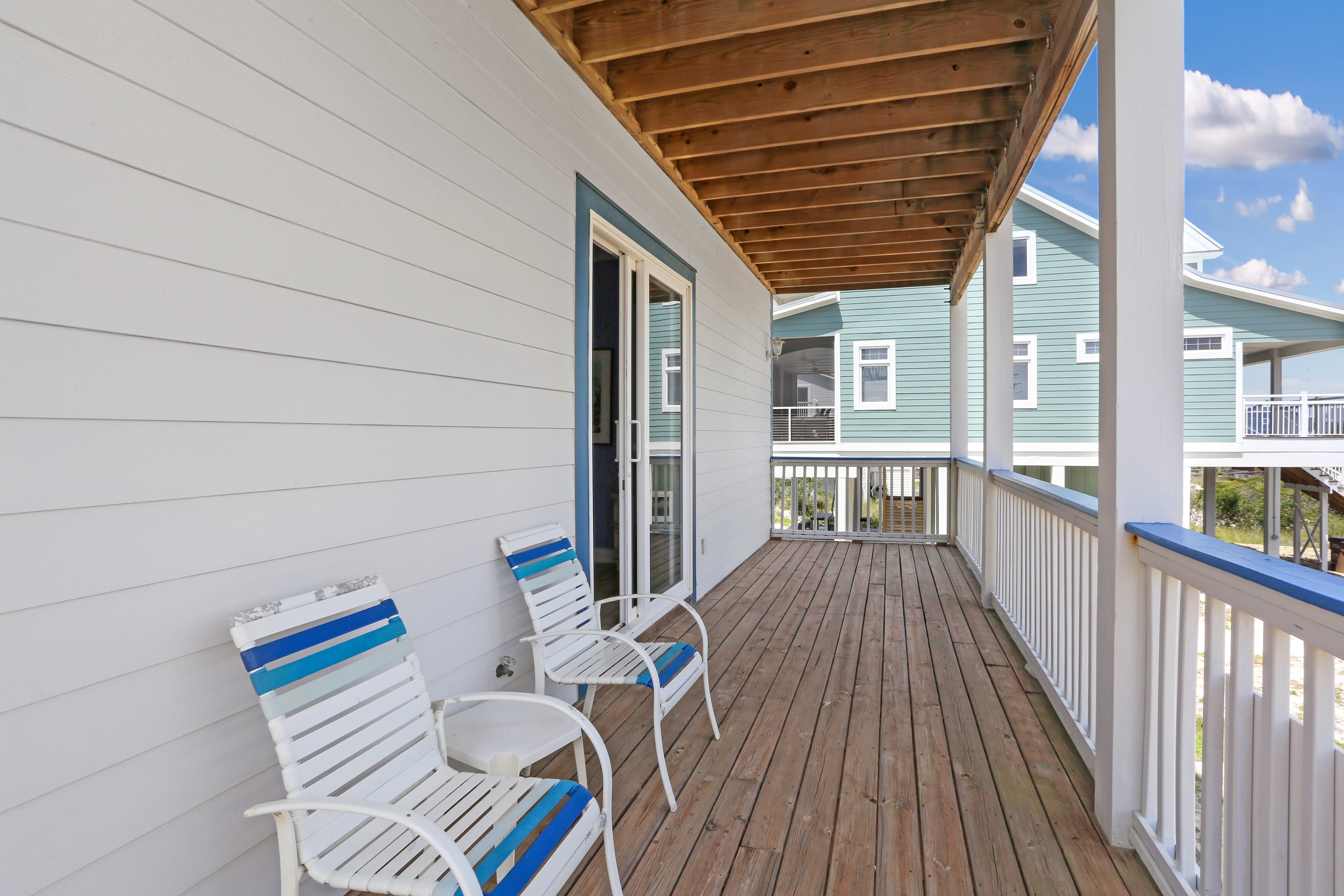 1st Floor Roadside Deck