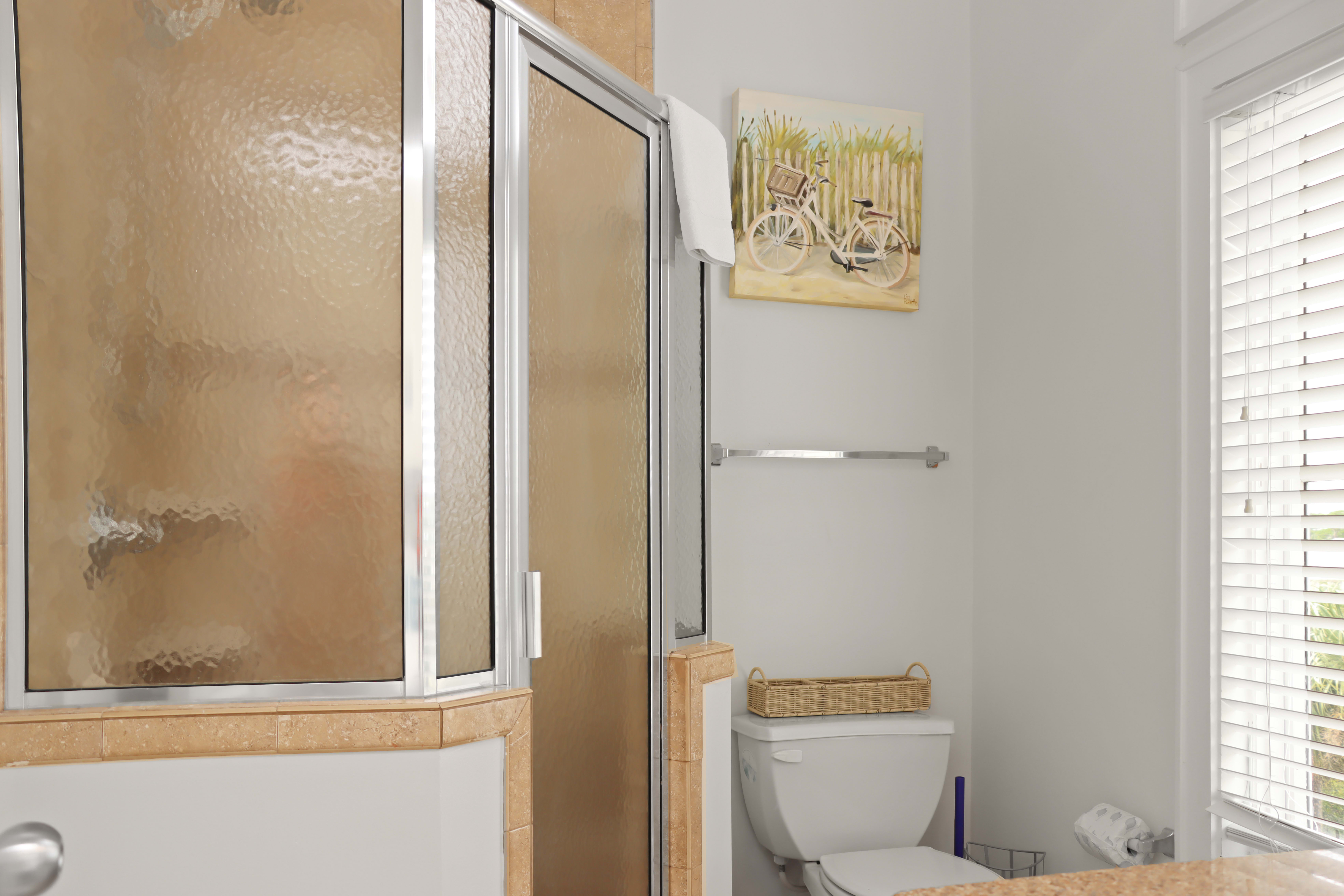 Full Bathroom with Shower