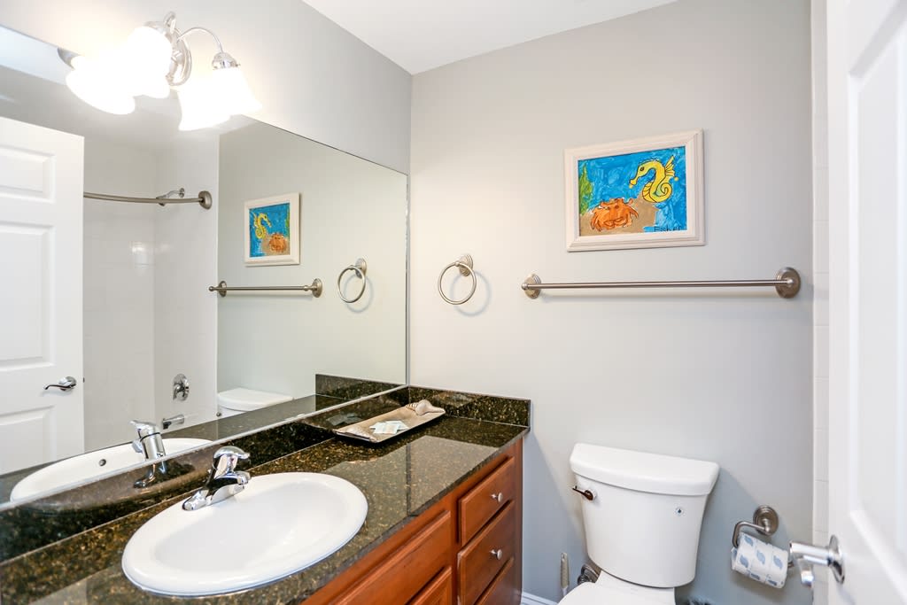 Bedroom 3 - Full Bath