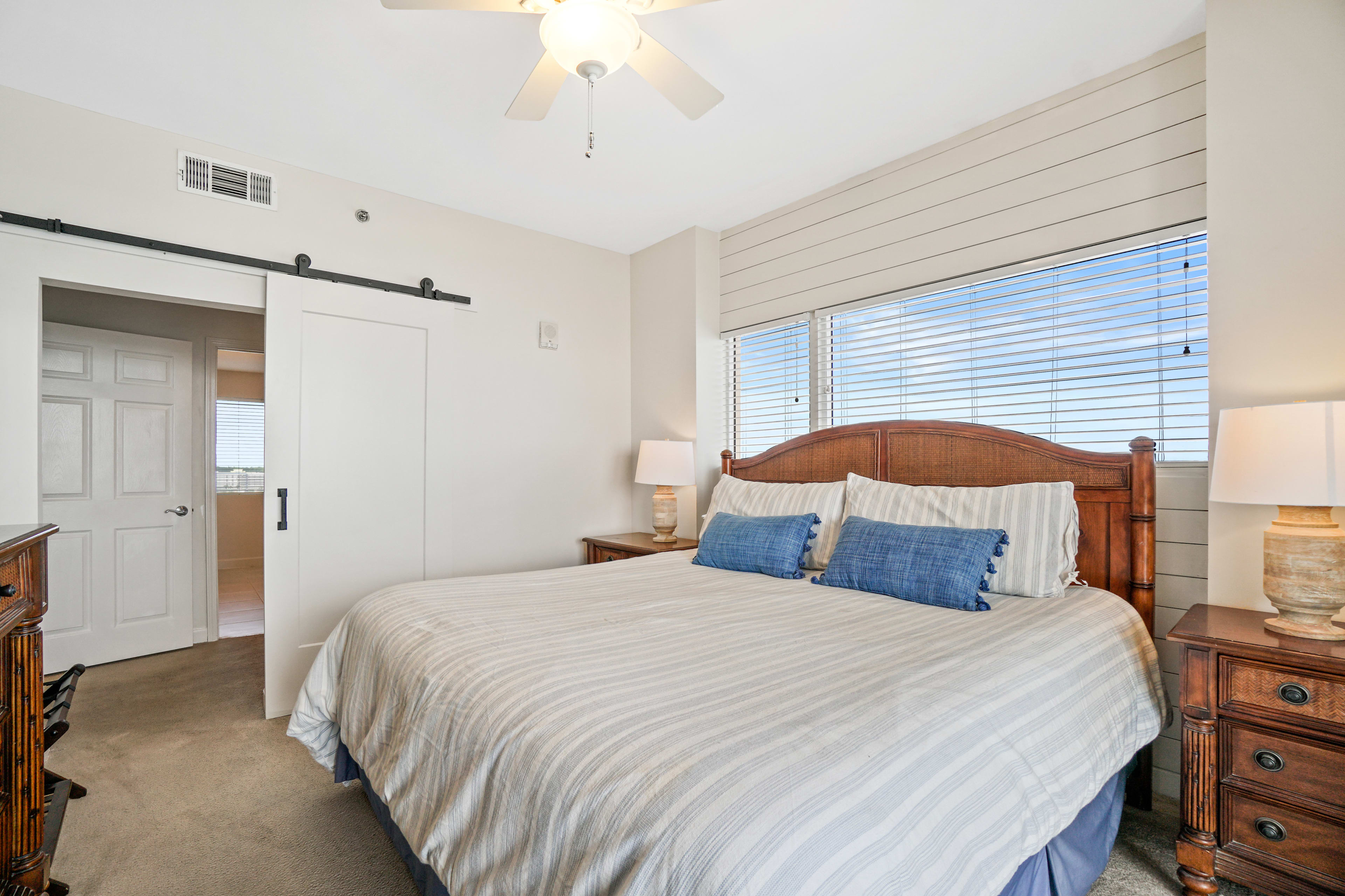 Serene Oceanview Escape