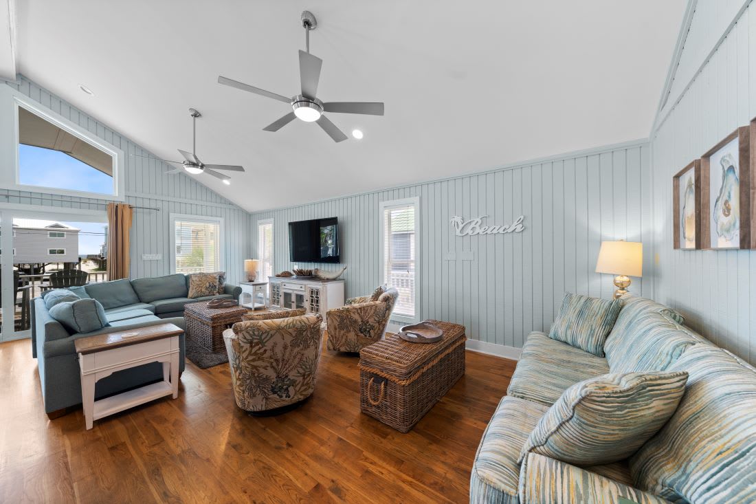 6 4 Shore Living Area