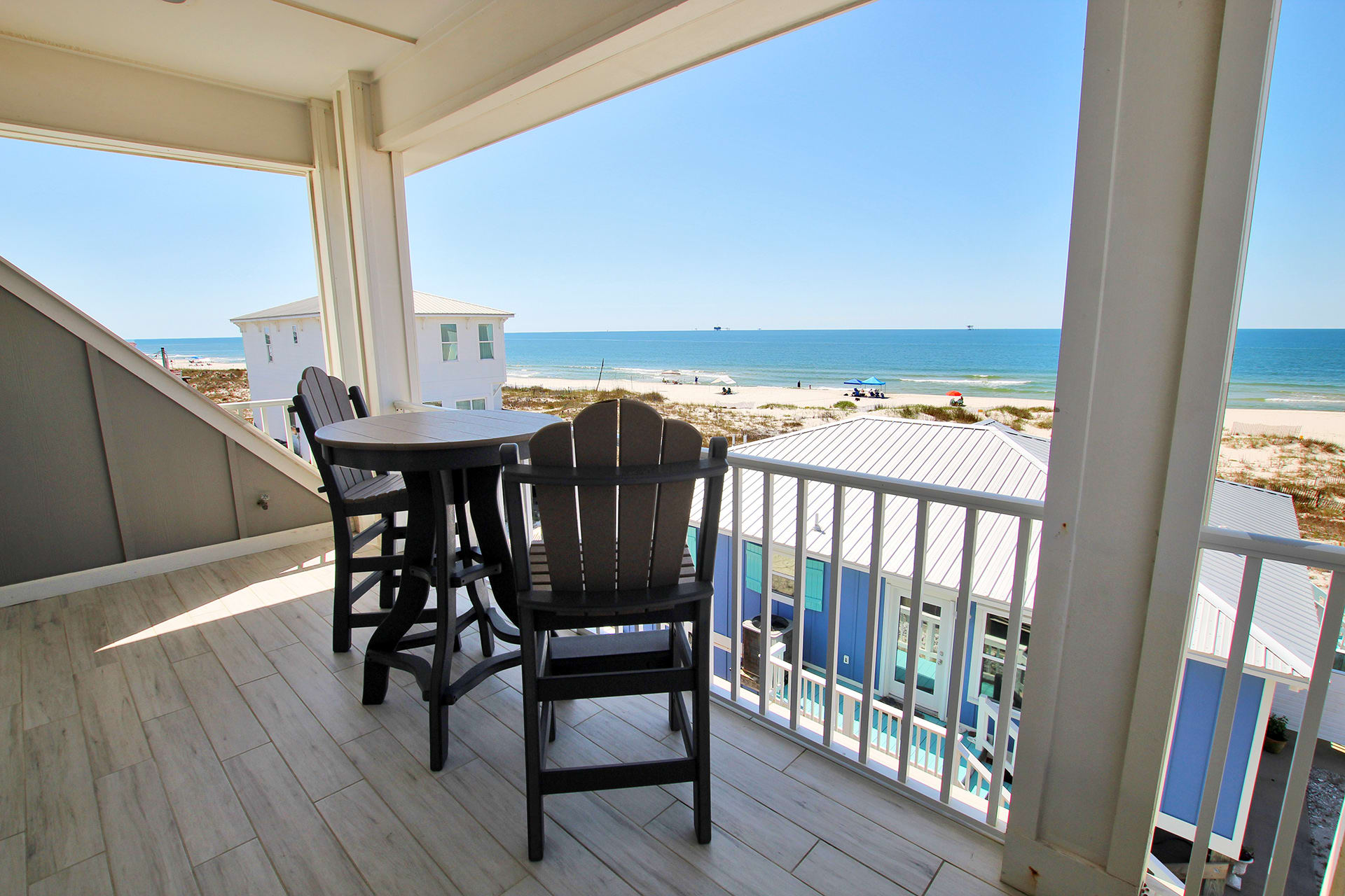 Primary Bedroom Suite (8)