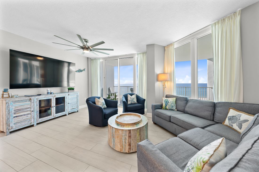 1 Lighthouse 515 Living Room