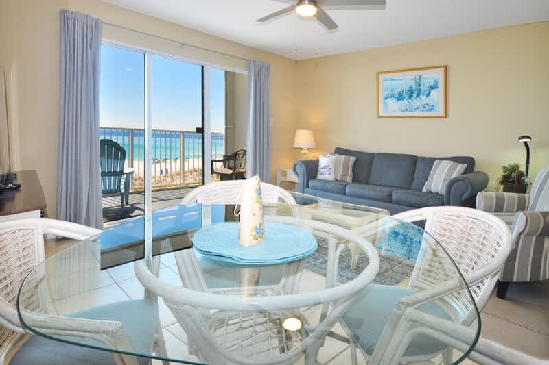 Dining Area
Gulf Dunes Resort unit 306
Fort Walton Beach Vacation Rentals