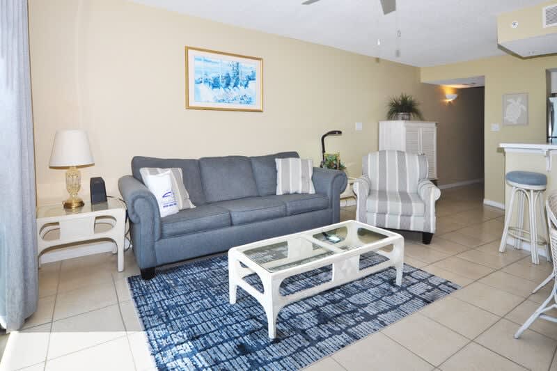 Living Room
Gulf Dunes Resort unit 306
Fort Walton Beach Vacation Rentals