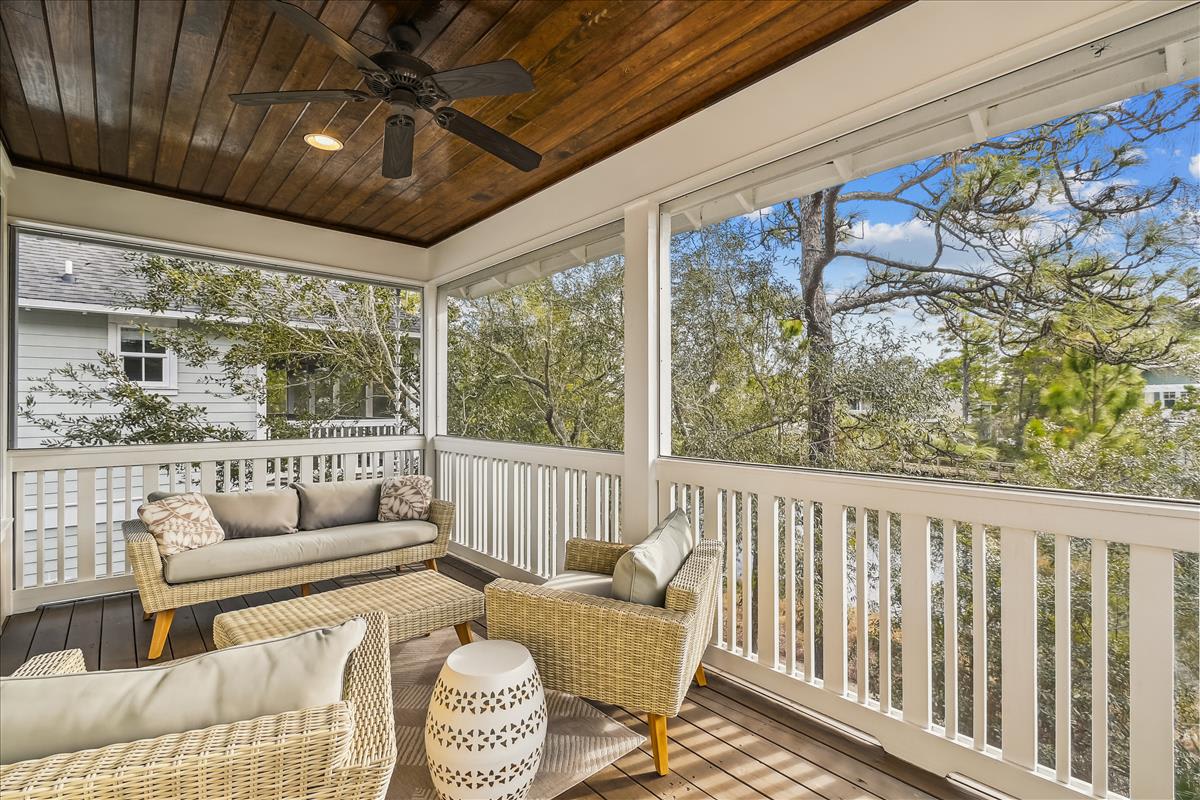 Shared Screened in Balcony Access for Both Guest Rooms