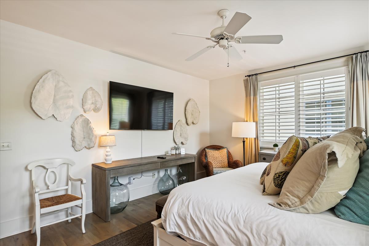 Primary King Suite - Equipped with a Flat-Screen TV