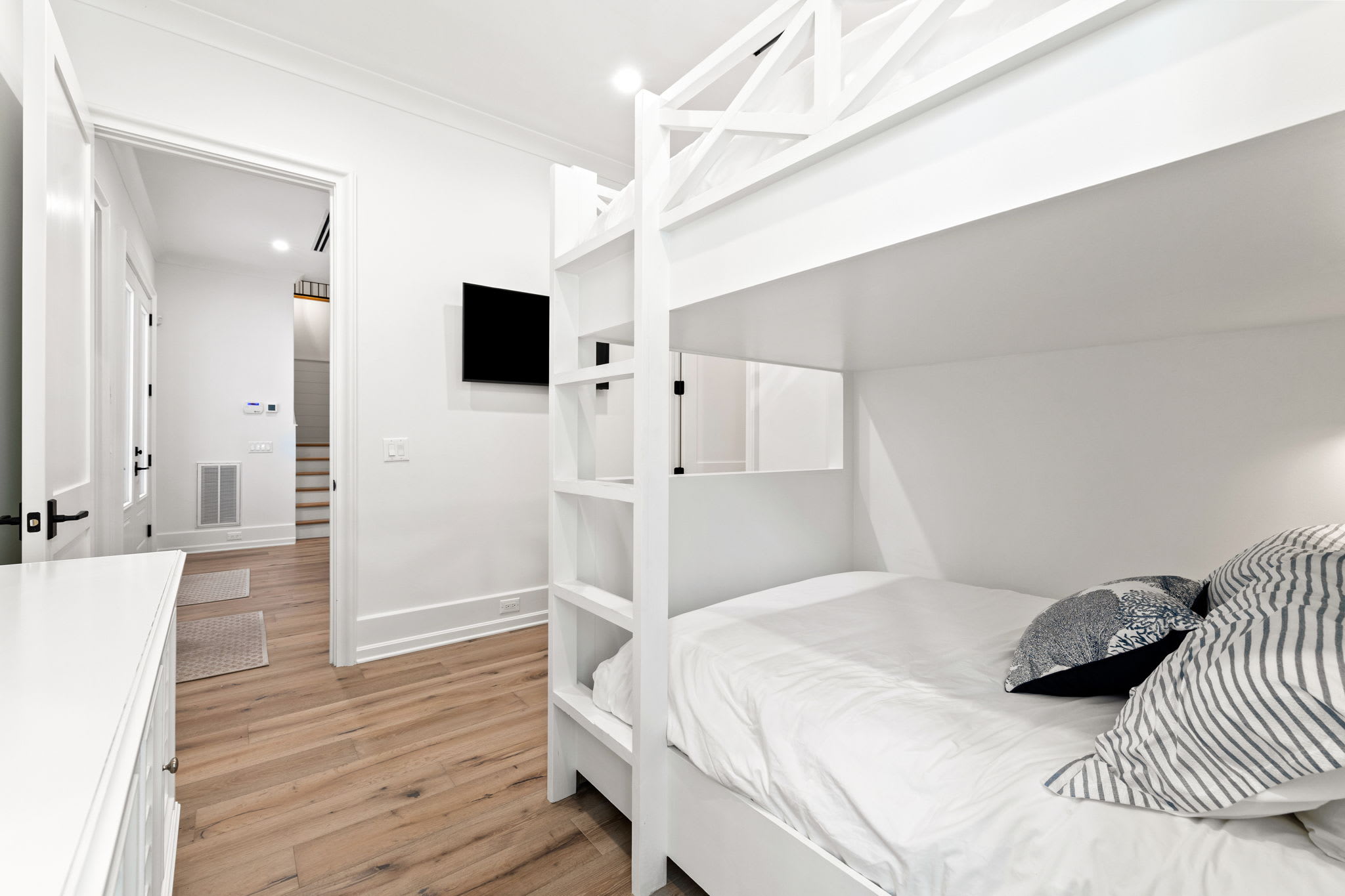 1st Floor - Bunks - Queen over Queen