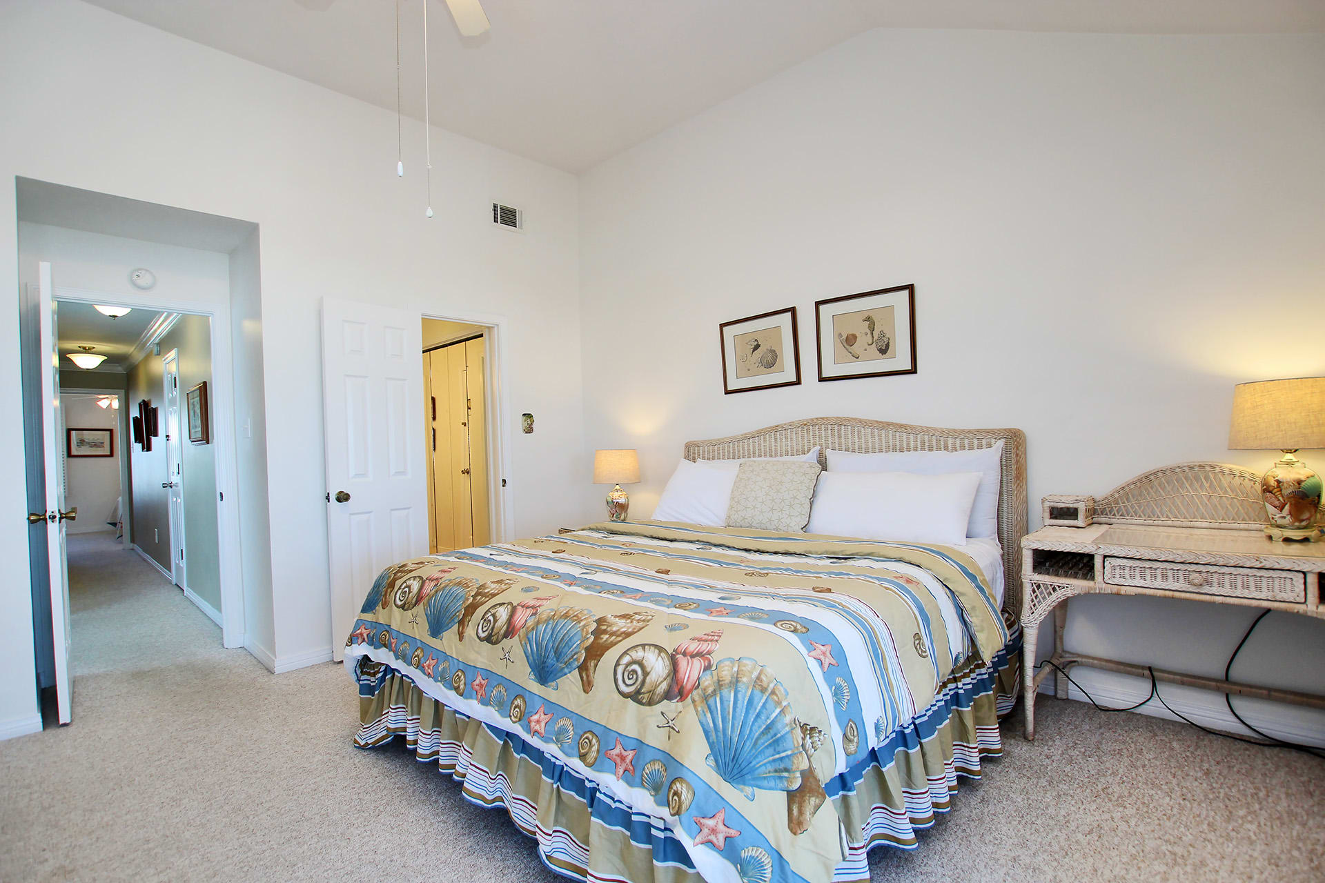 6 - Primary Bedroom (6)