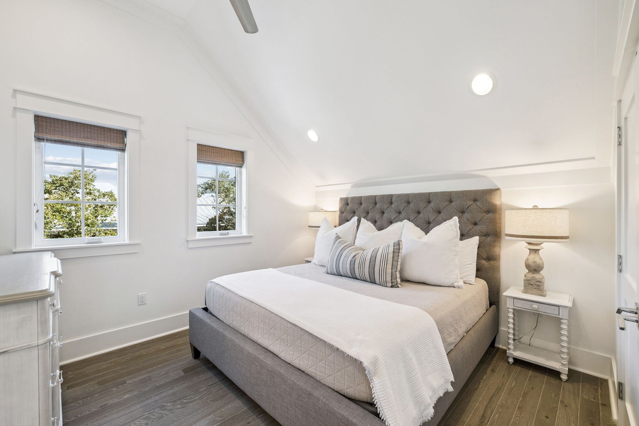 2nd Floor - King Guest Suite