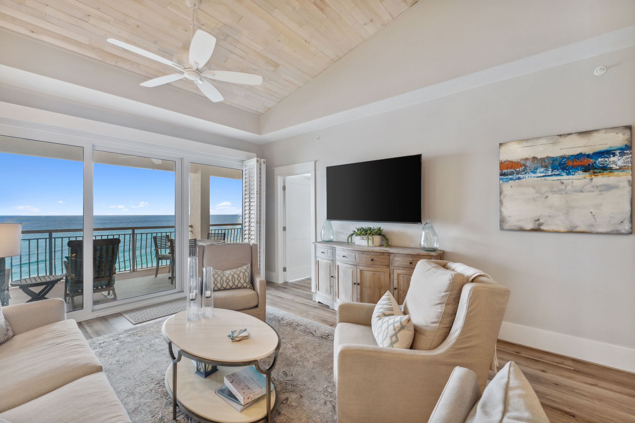 Soak in All the Gulf Front Views!