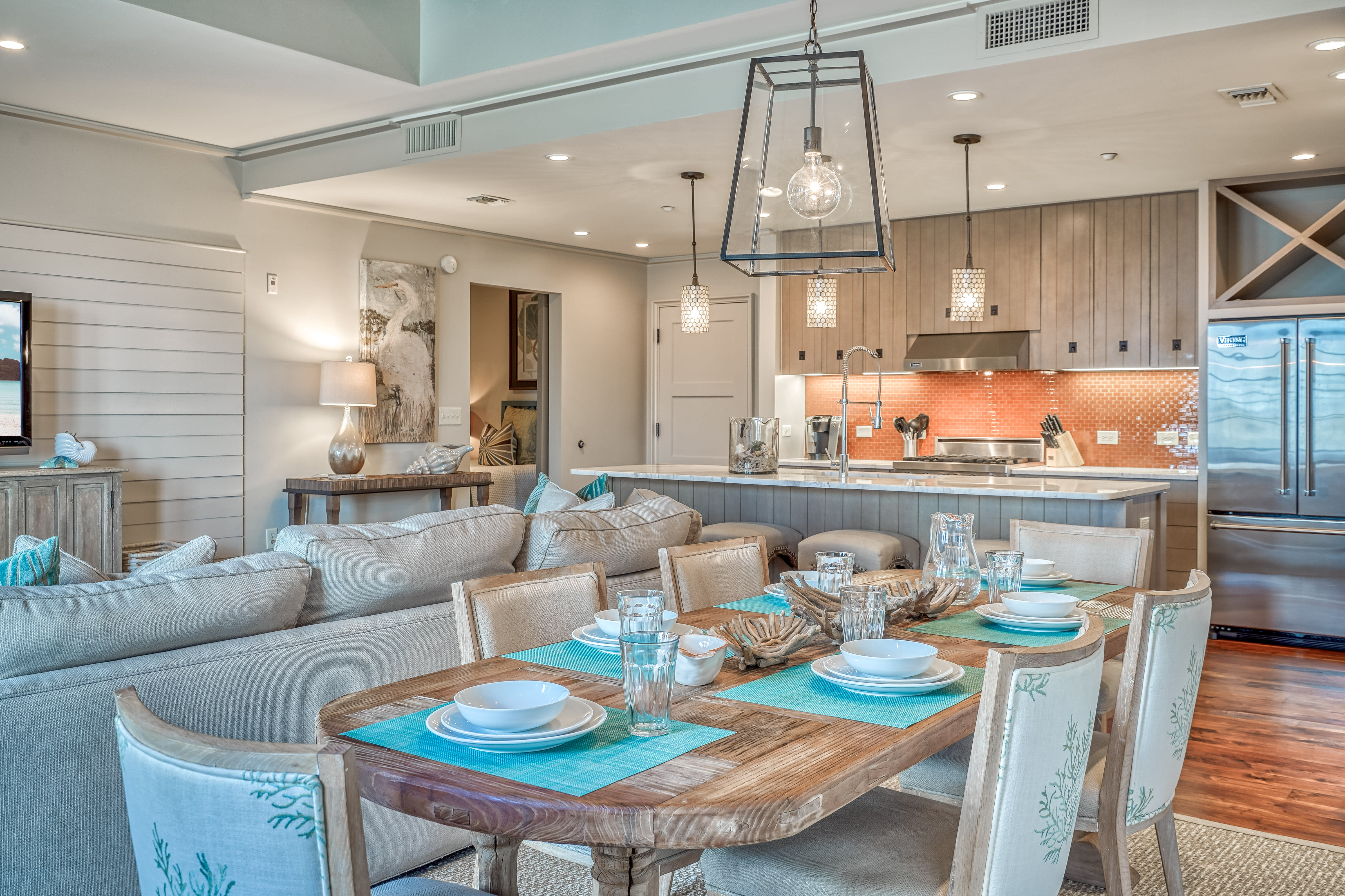 Dining Area - Alternate Views