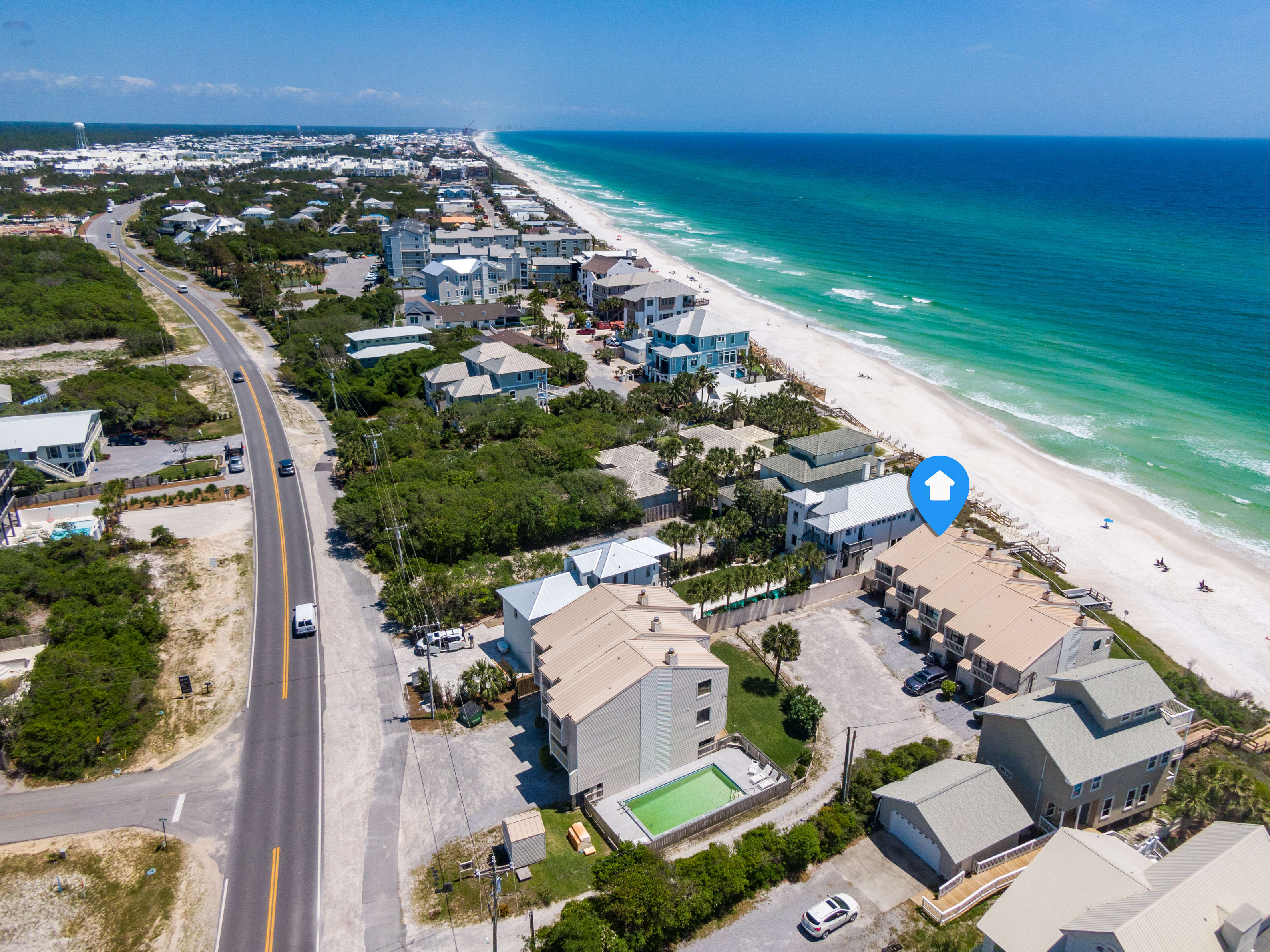 Gulf Front Townhome and Community Pool