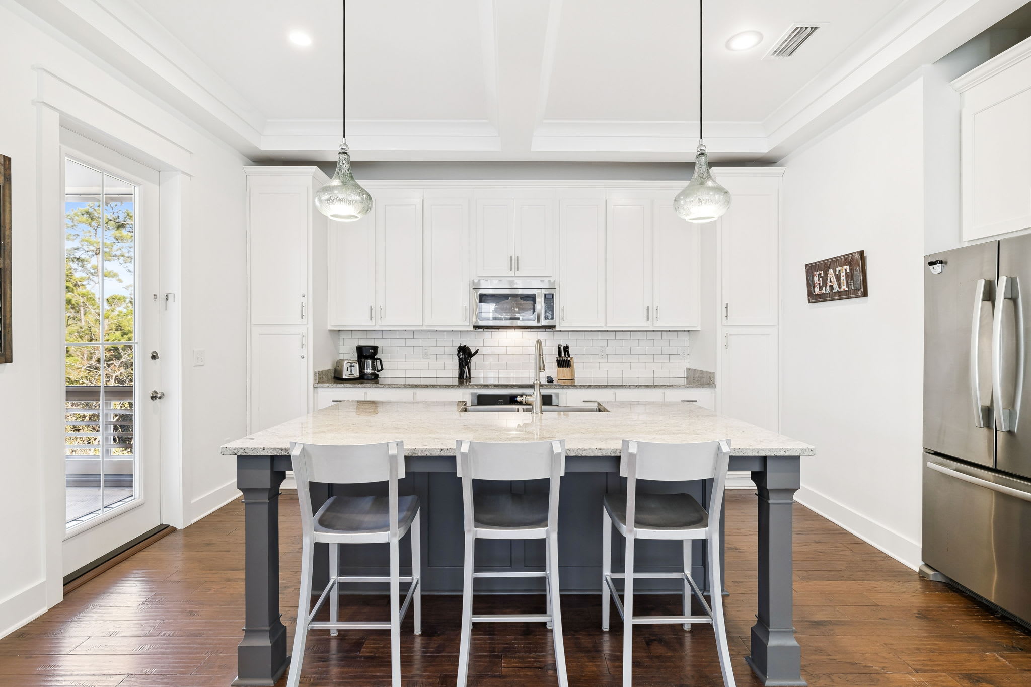 Fully Equipped Chef's Kitchen