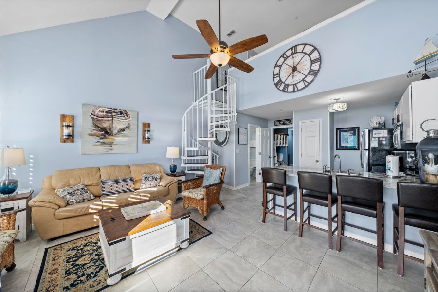 4 Grand Beach Penthouse 3 Living Room