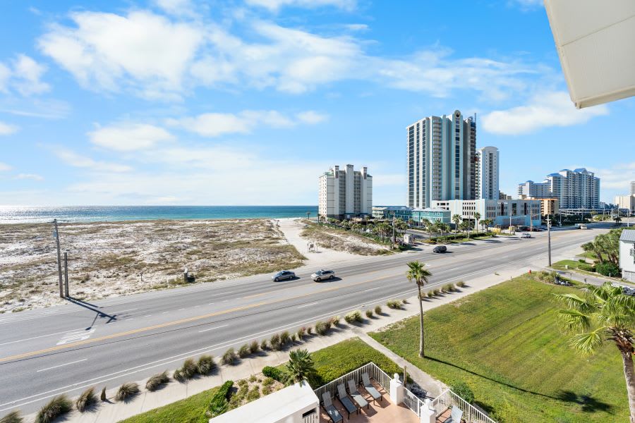 20 Grand Beach Penthouse 3 View