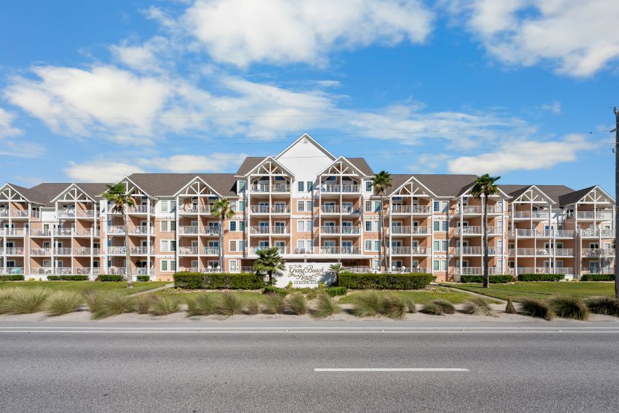2 Grand Beach Resort Exterior