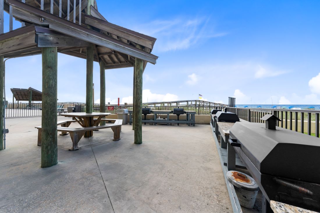 9 Phoenix I BBQ and Picnic Area