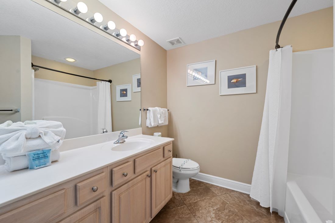 23 Crystal Shores West 108 Bathroom 3
